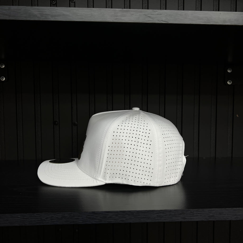 Dios por delante Gold Plate SnapBack Hat