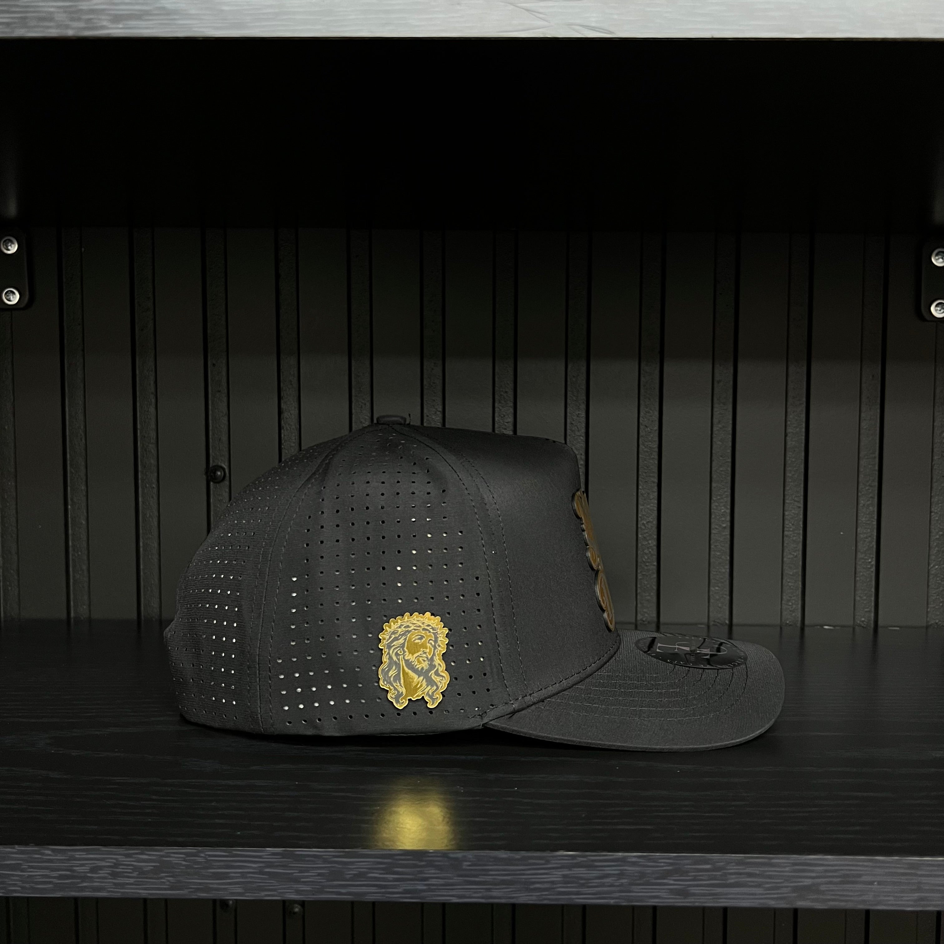 Nunca fue Suerte Gold plate SnapBack Hat