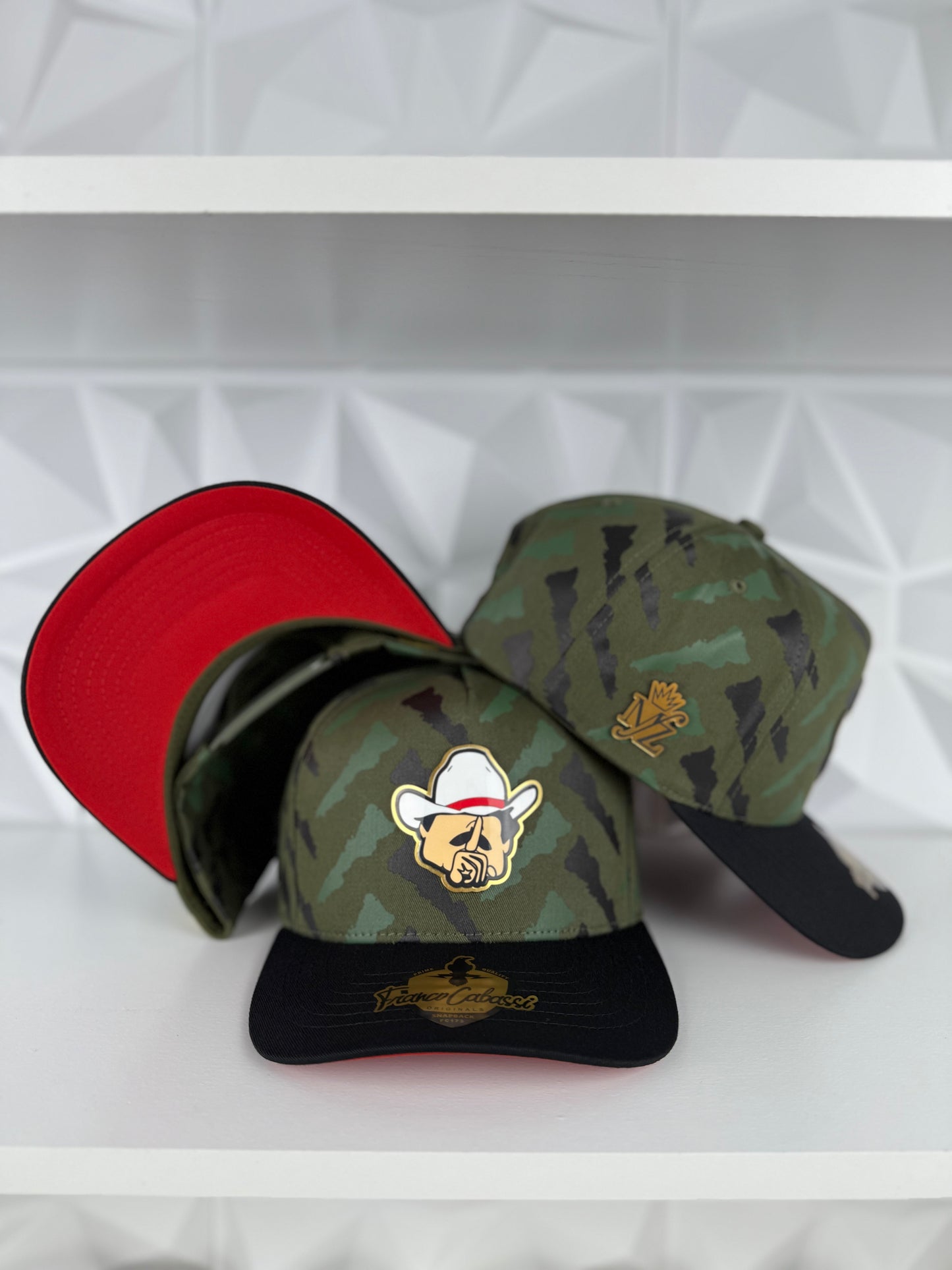 Mitotes Placa SnapBack gorra-verde camuflaje