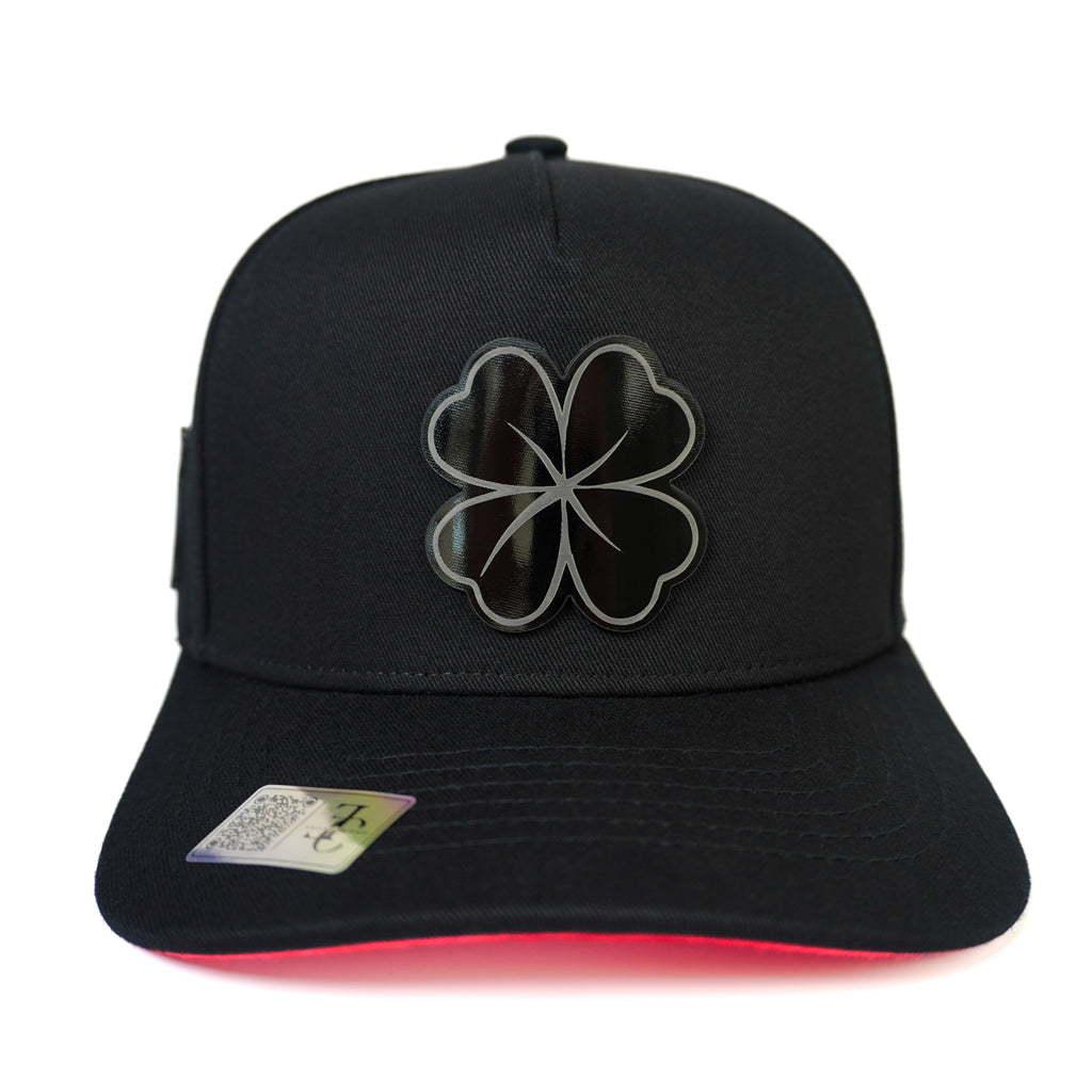 Trébol Plate SnapBack Hat-Black/Red