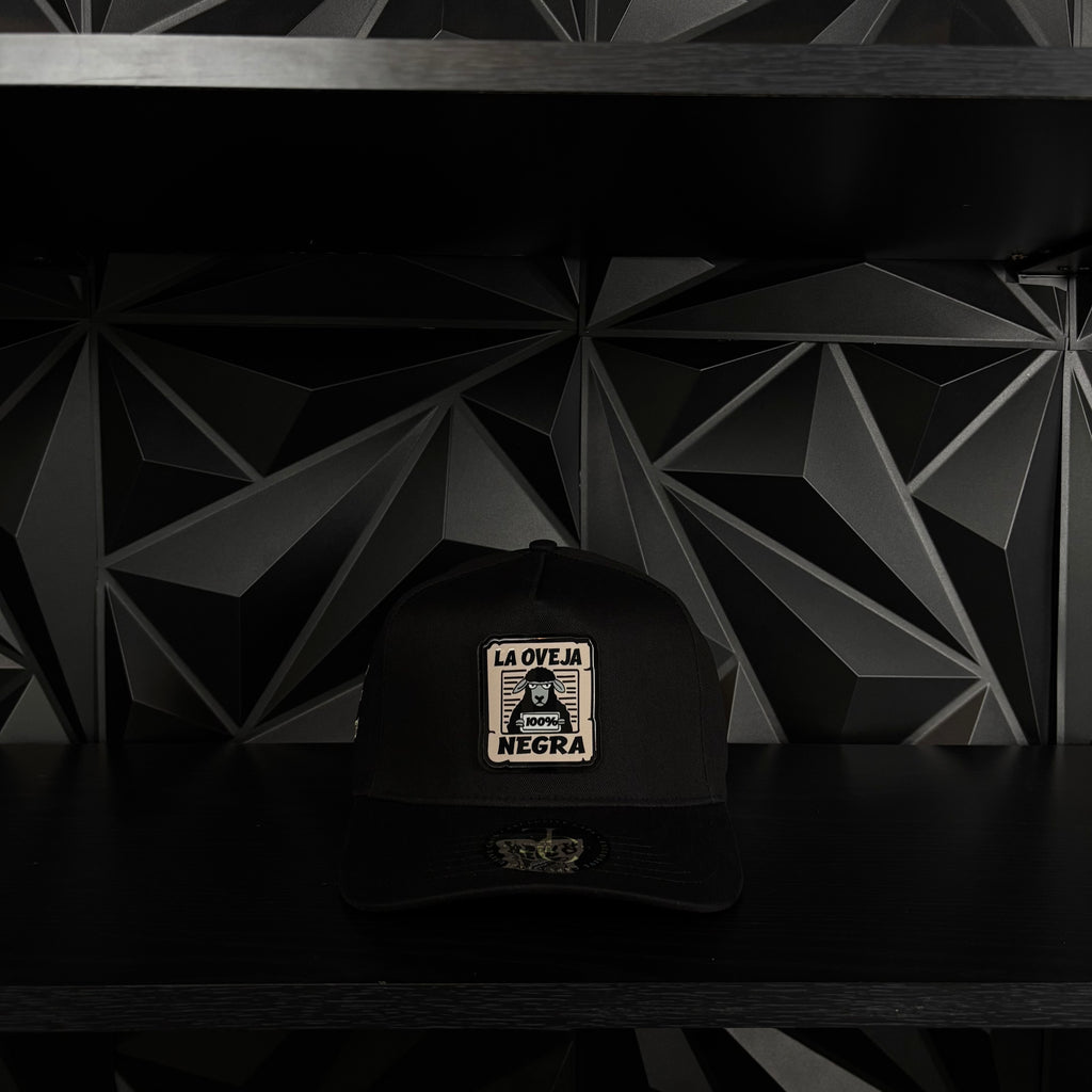 Exclusive Caps La Oveja Negra SnapBack Hat- Black/Red Cotton Cap