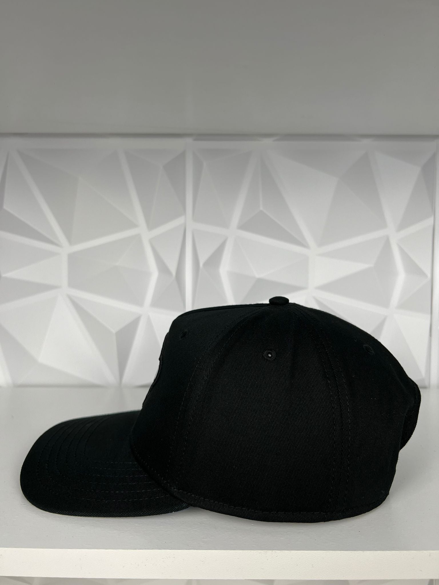 Backpack Boyz SnapBack gorra- negra/roja