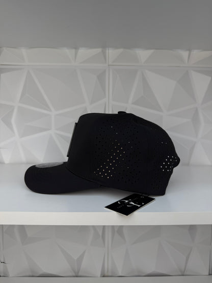 San Judas Tadeo color plate SnapBack Gorra- negro hydro