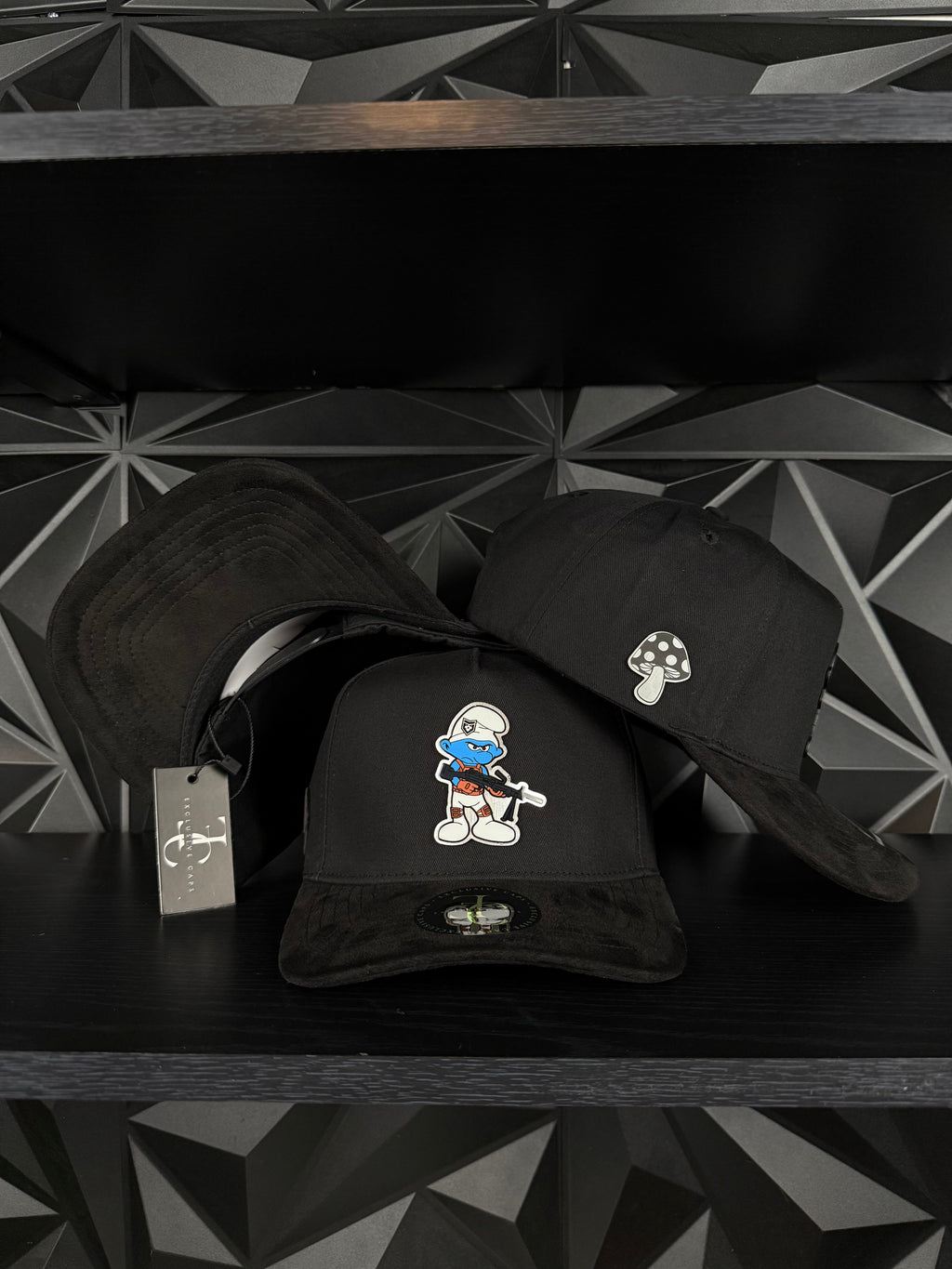 Pitufo SnapBack hat-black suede visor