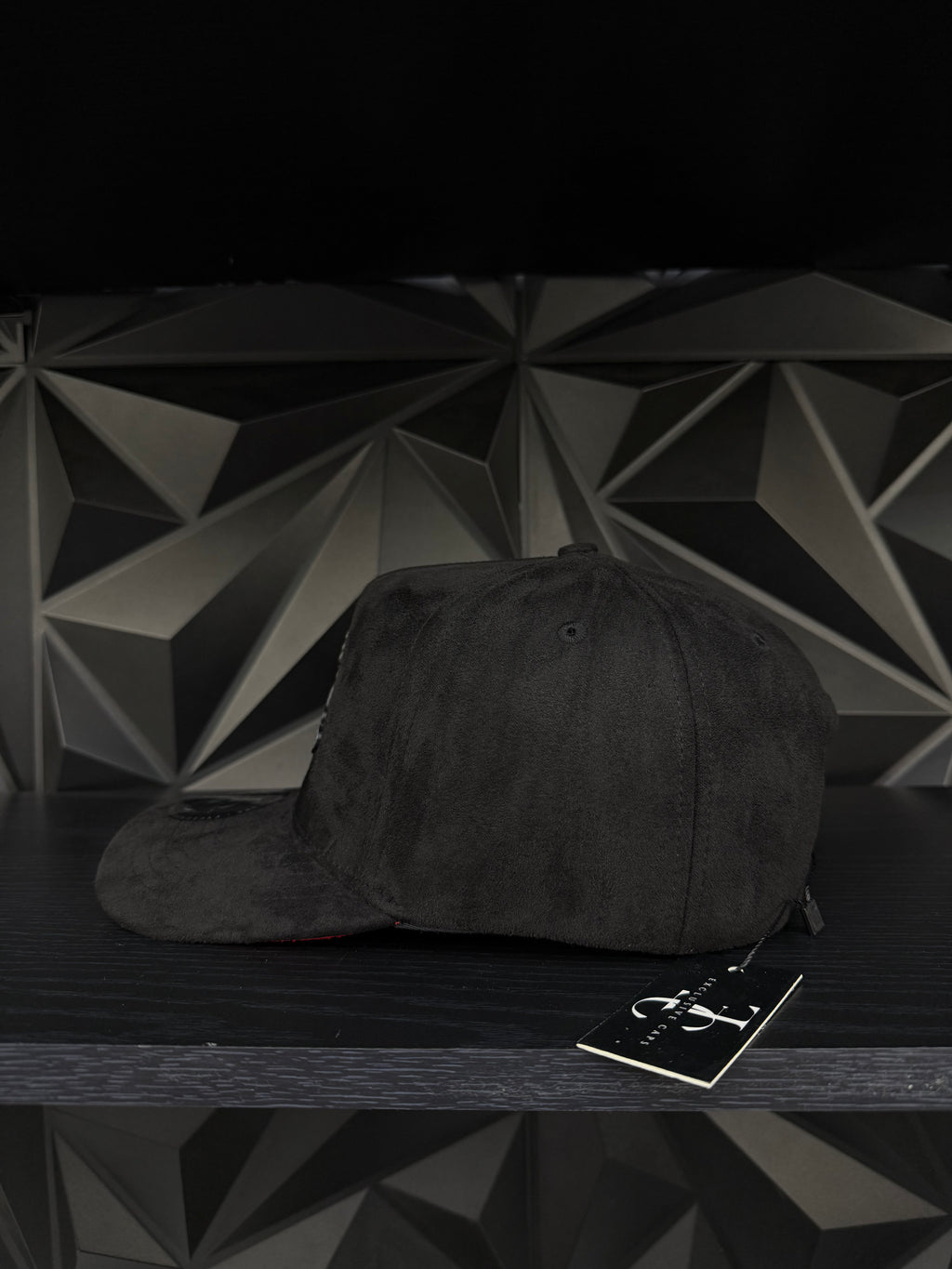 Rugrats Scarface SnapBack hat-black/red suede