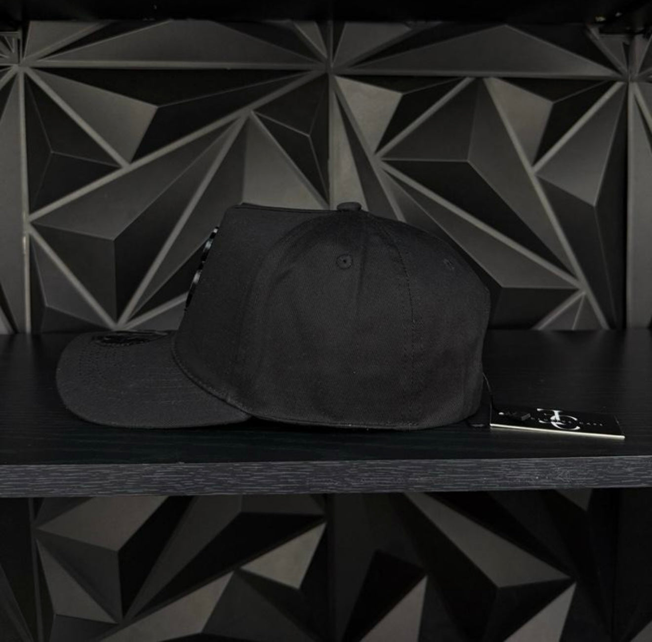 Money sign SnapBack hat-black/money bag