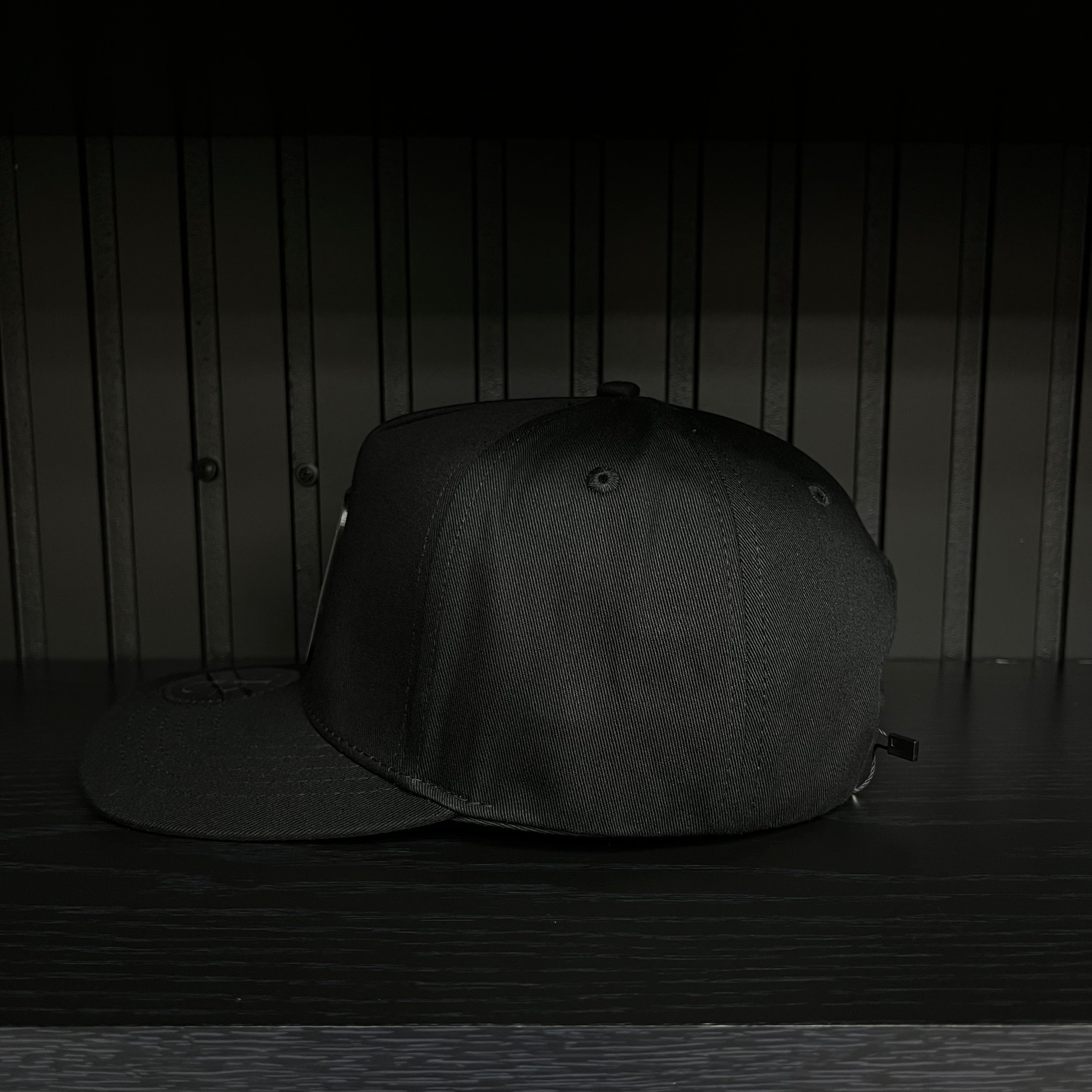 Exclusive Nayarit Private Flight SnapBack Hat - Black/Red Cotton Cap