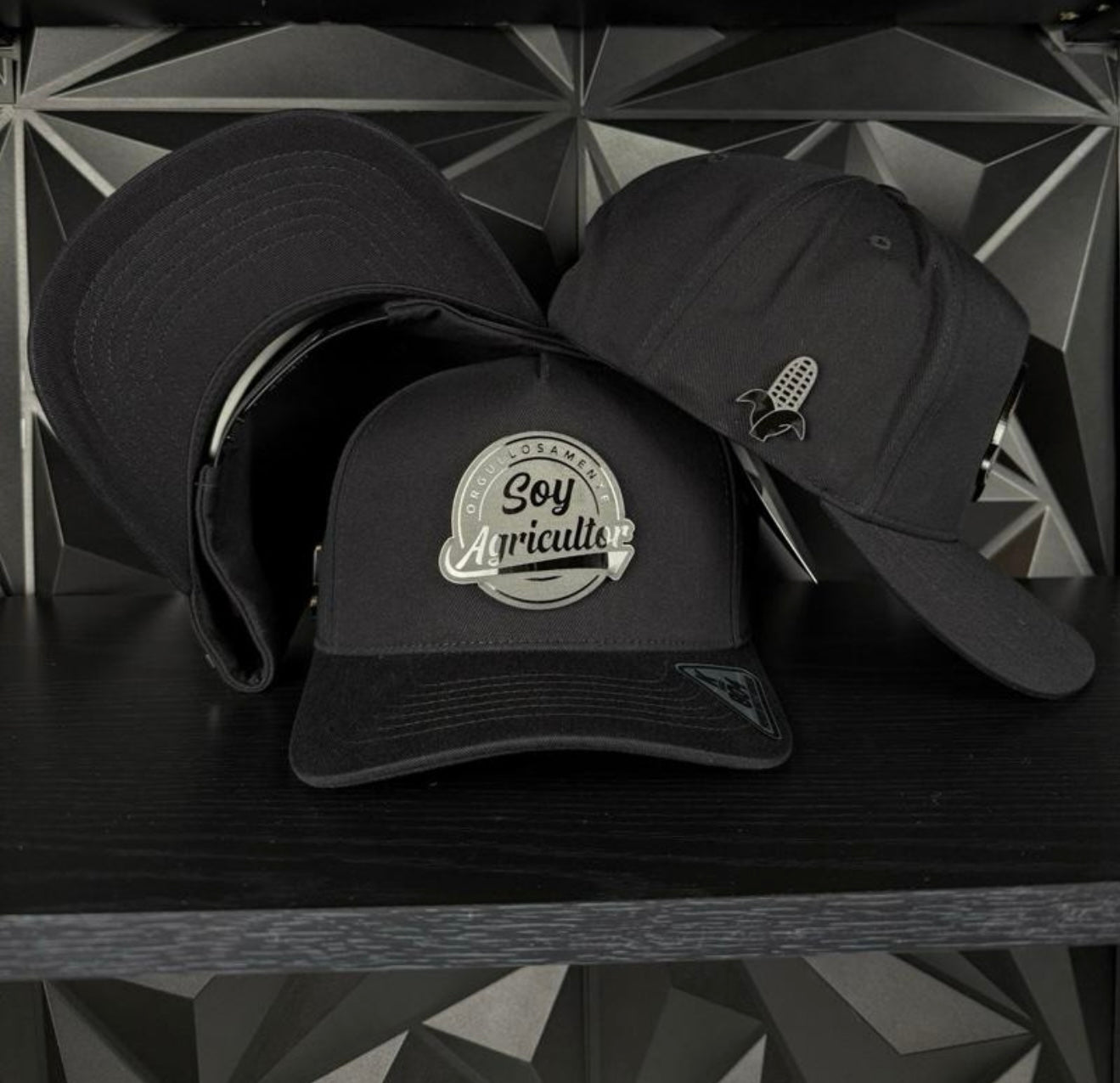 Soy agricultor SnapBack hat-black