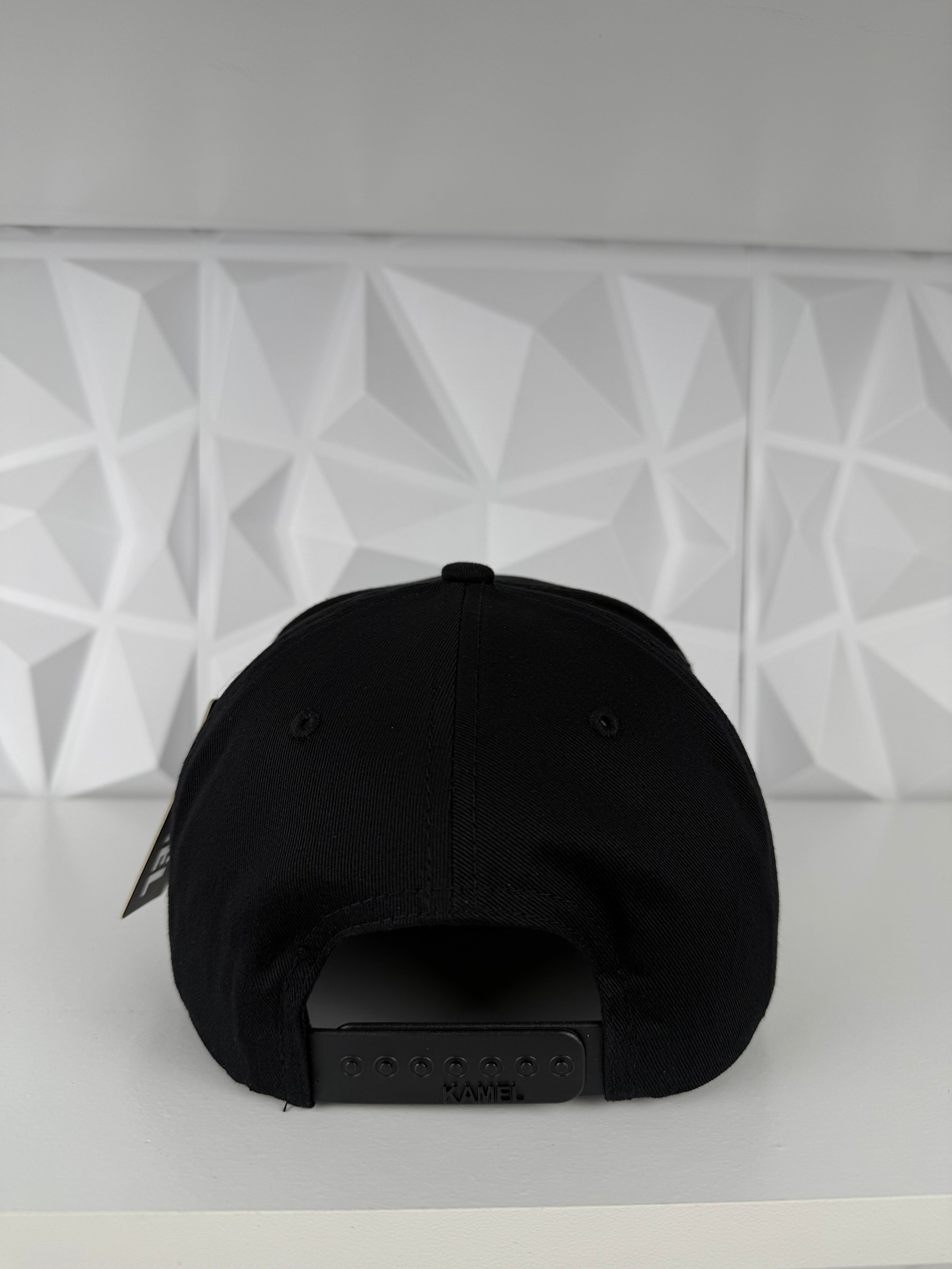 Sombrero Blanco Placa SnapBack Gorra-Negra