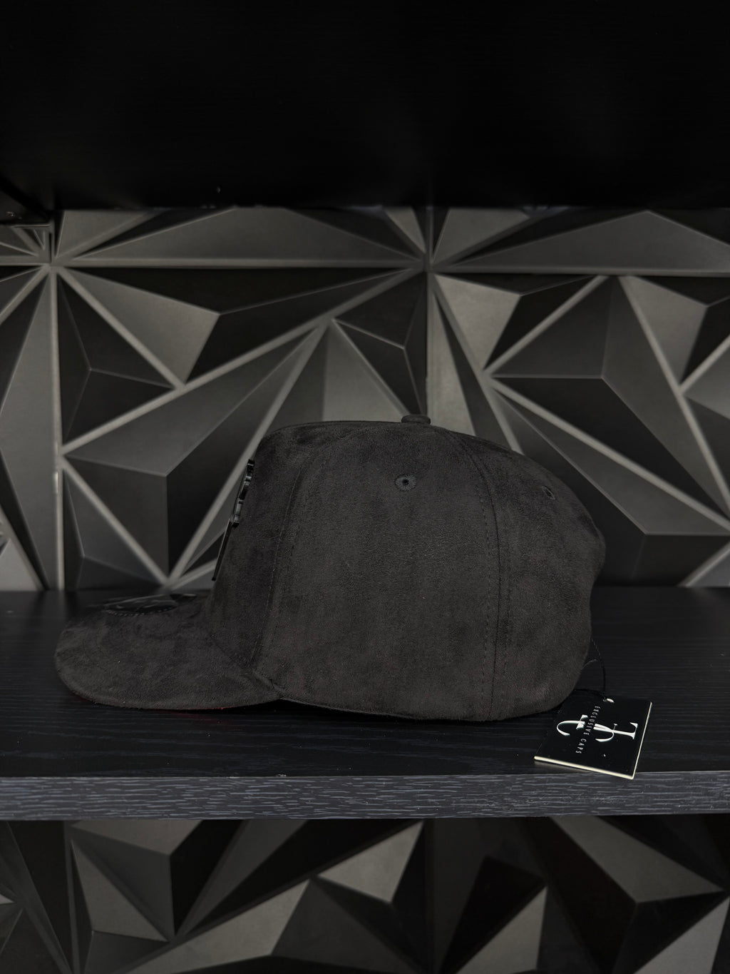 CT Nata cano SnapBack hat-black/red suede