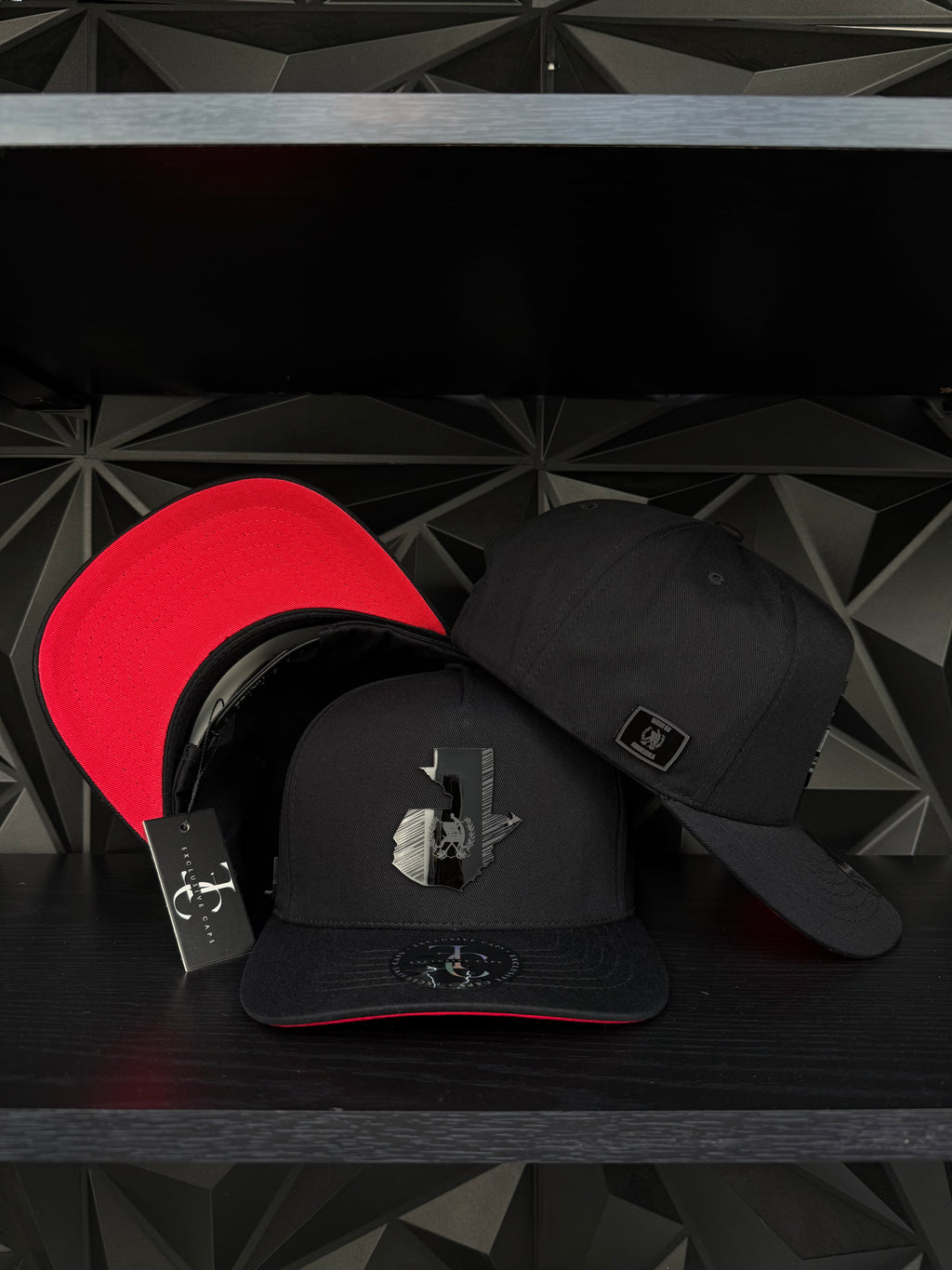 Guatemala SnapBack hat-black/red