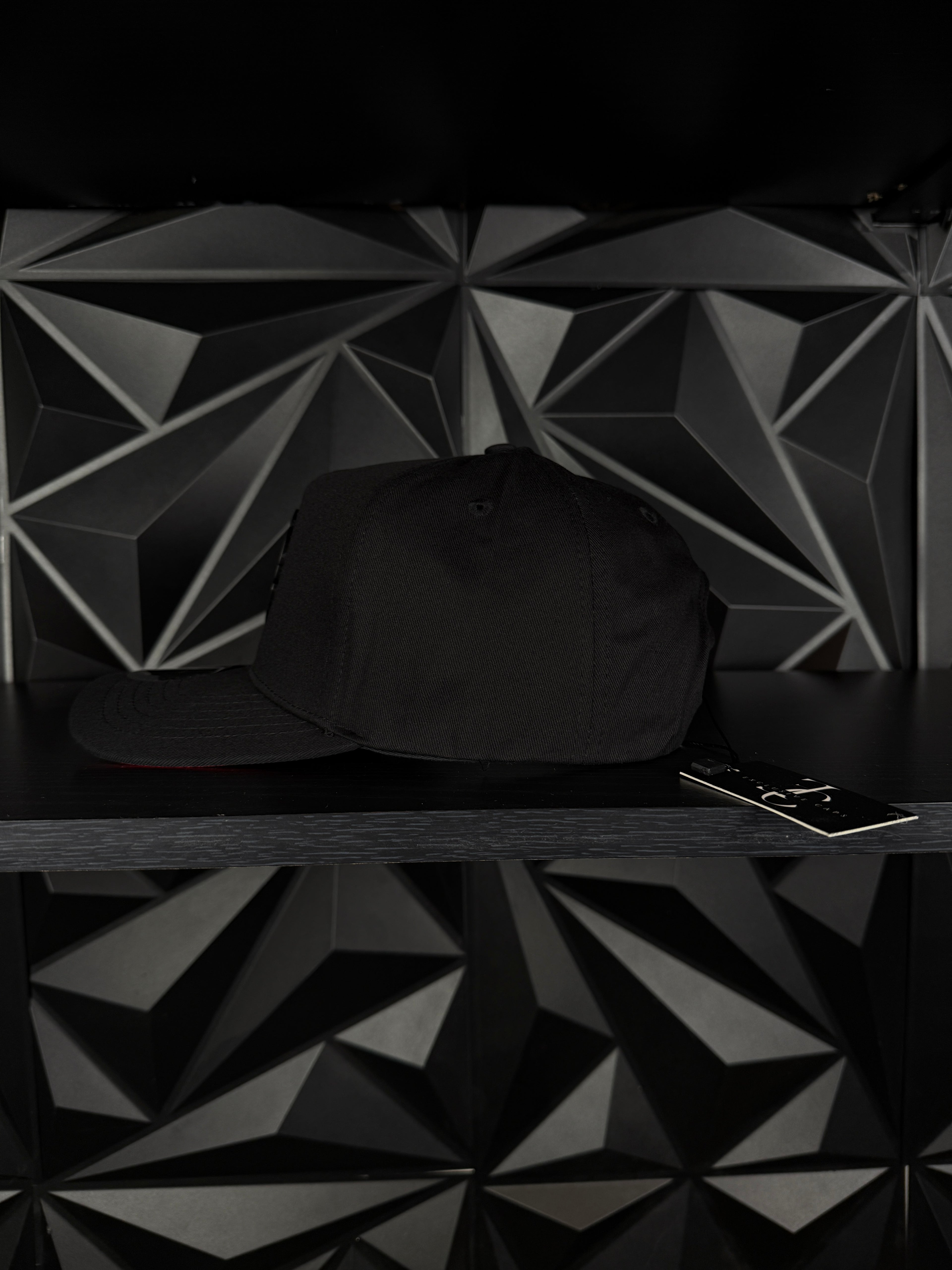Diablo Rojo Exlusive SnapBack Hat-Black/Red Cotton Cap