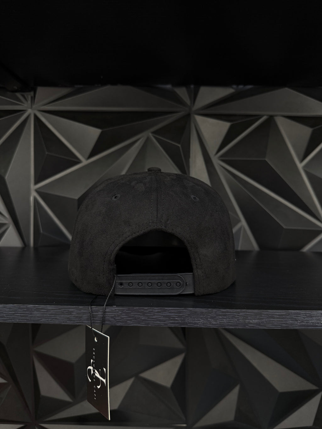 Tabasco México SnapBack hat-black/red suede