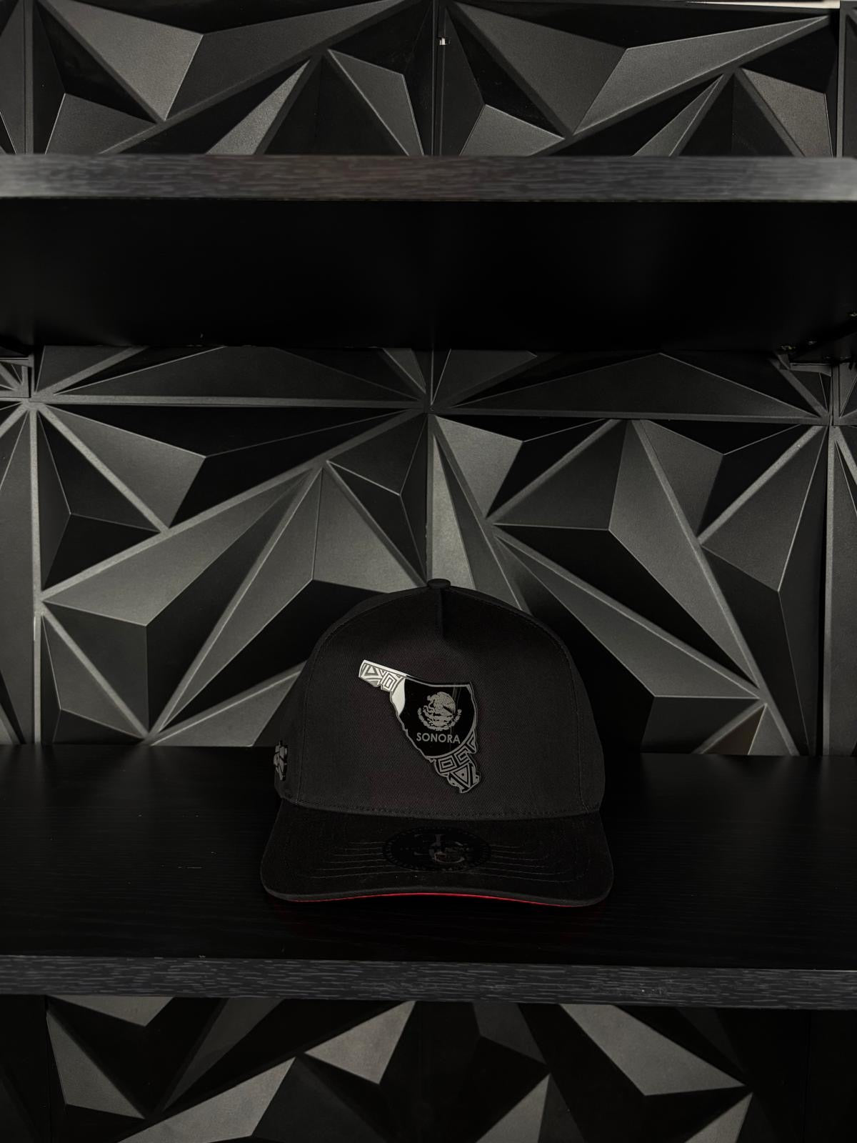 Sonora México estado SnapBack Hat-Black/Red Visor Cotton Cap