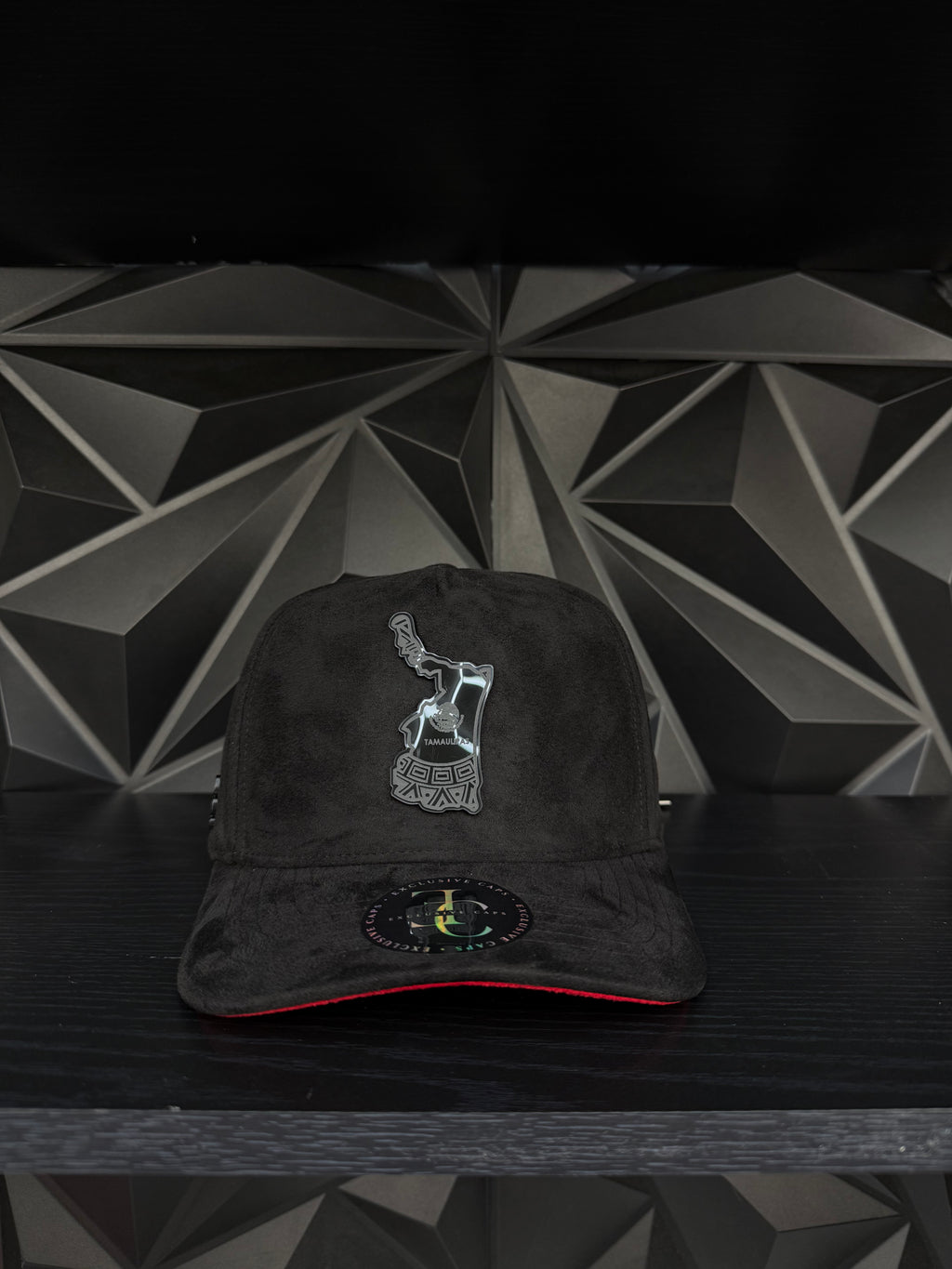 Tamaulipas México SnapBack hat-black/red suede