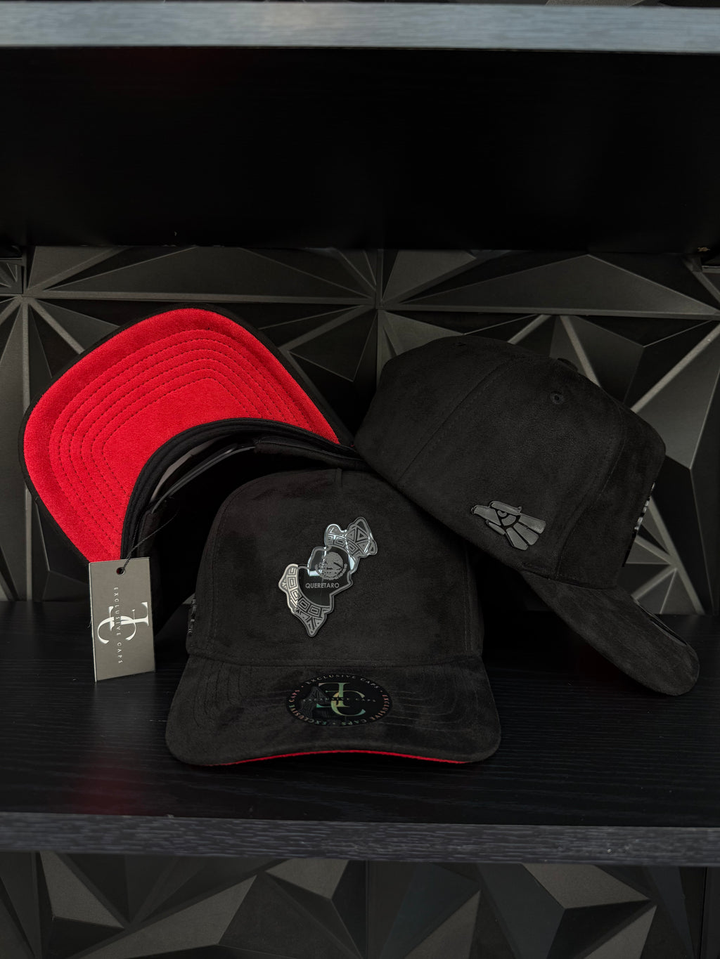 Querétaro México SnapBack hat-black/red suede