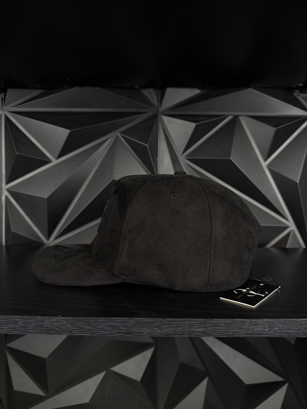 Paca de billetes SnapBack hat-black Suede