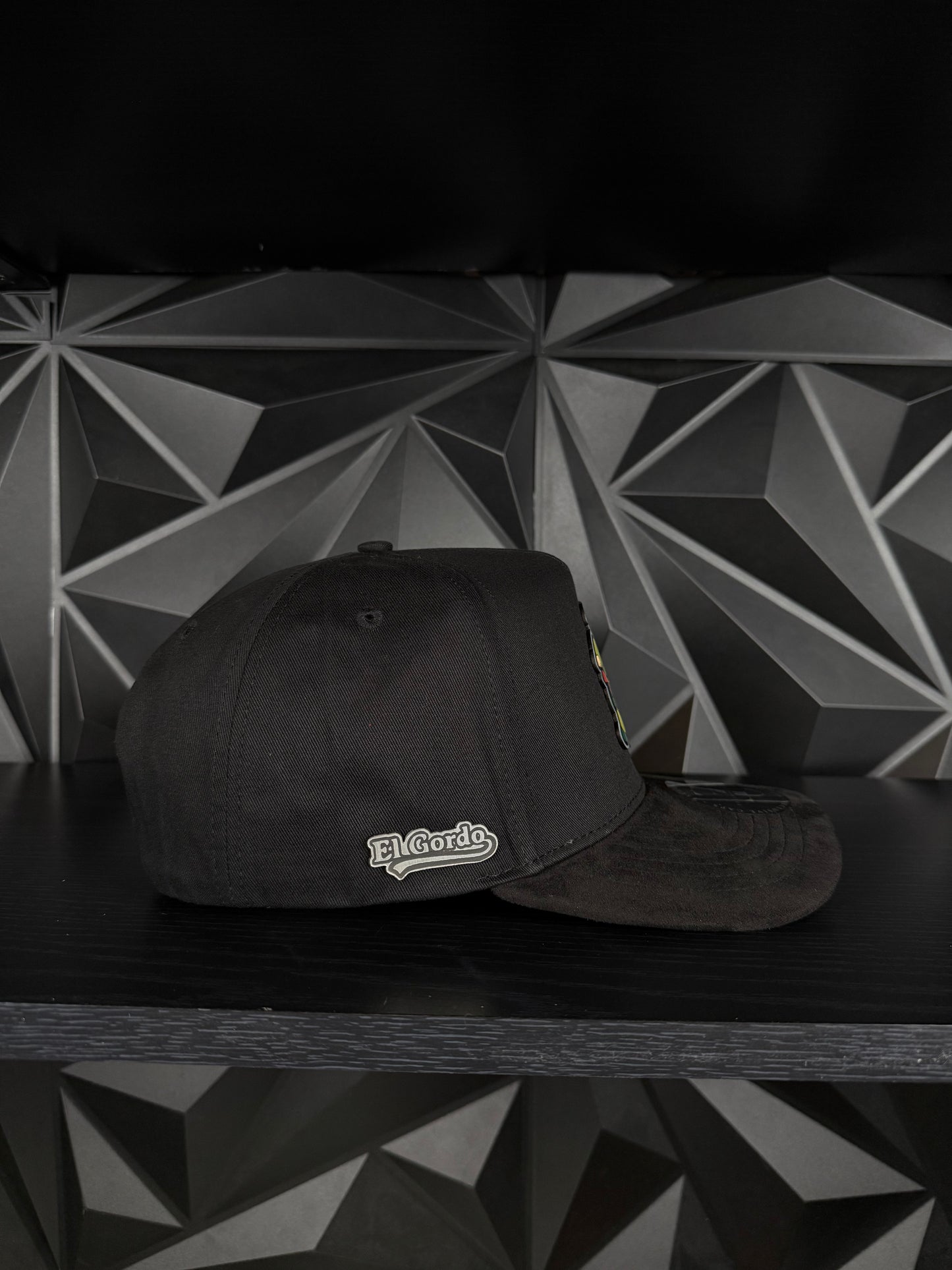 El gordo mz SnapBack hat- black Suede Visor
