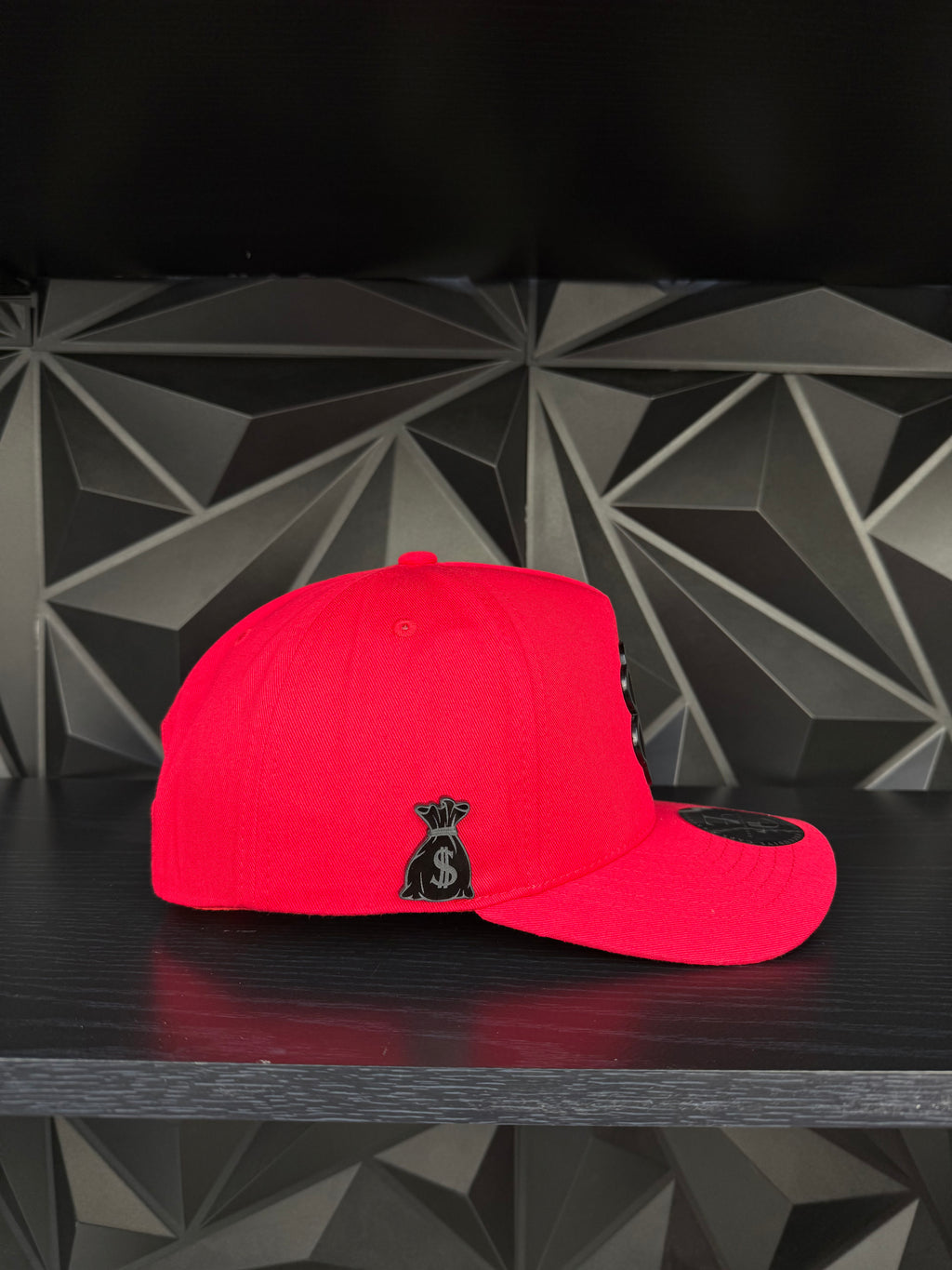 Trébol SnapBack hat-red