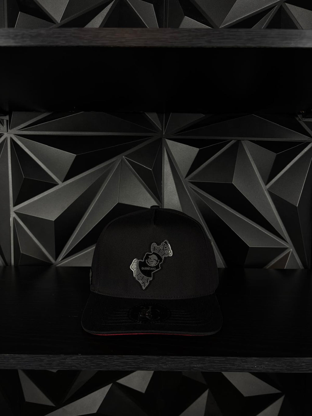 Querétaro México estado SnapBack Hat-Black/Red Visor Cotton Cap