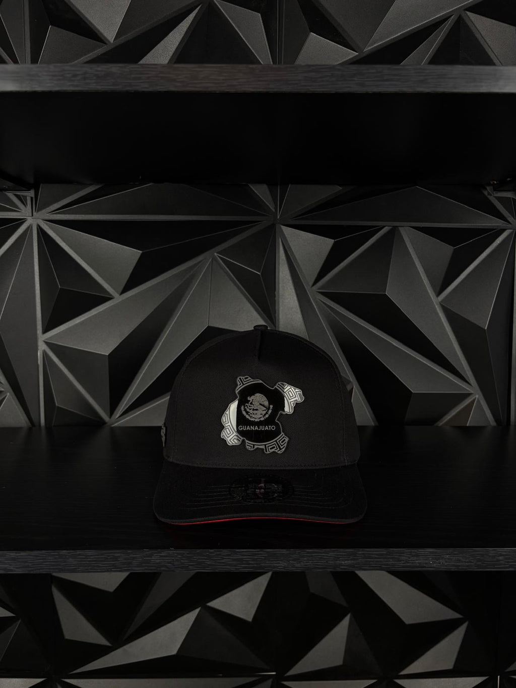 Guanajuato México estado SnapBack Hat-Black/Red Visor Cotton Cap