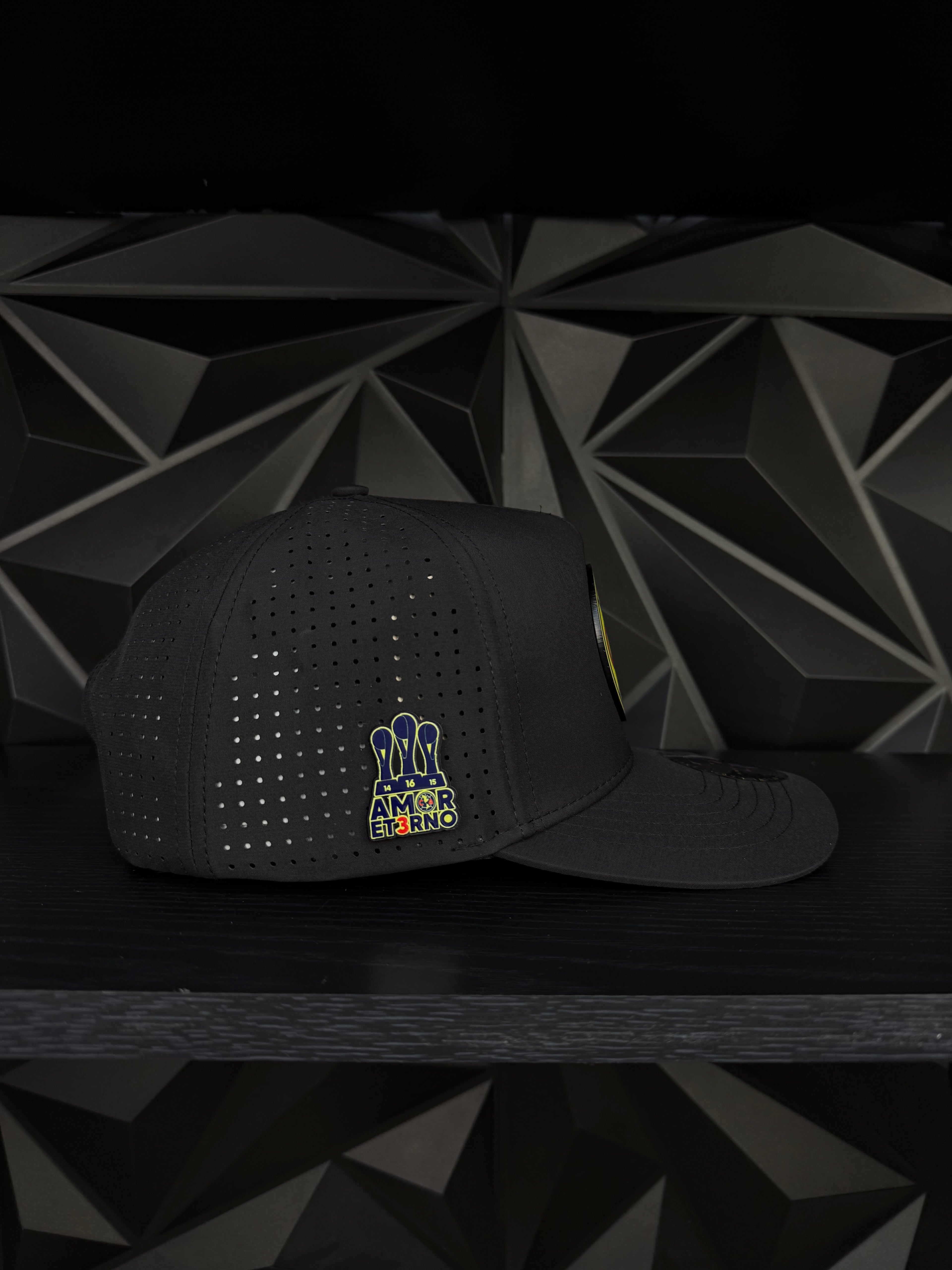 América SnapBack hat-black Hydro Color Plate