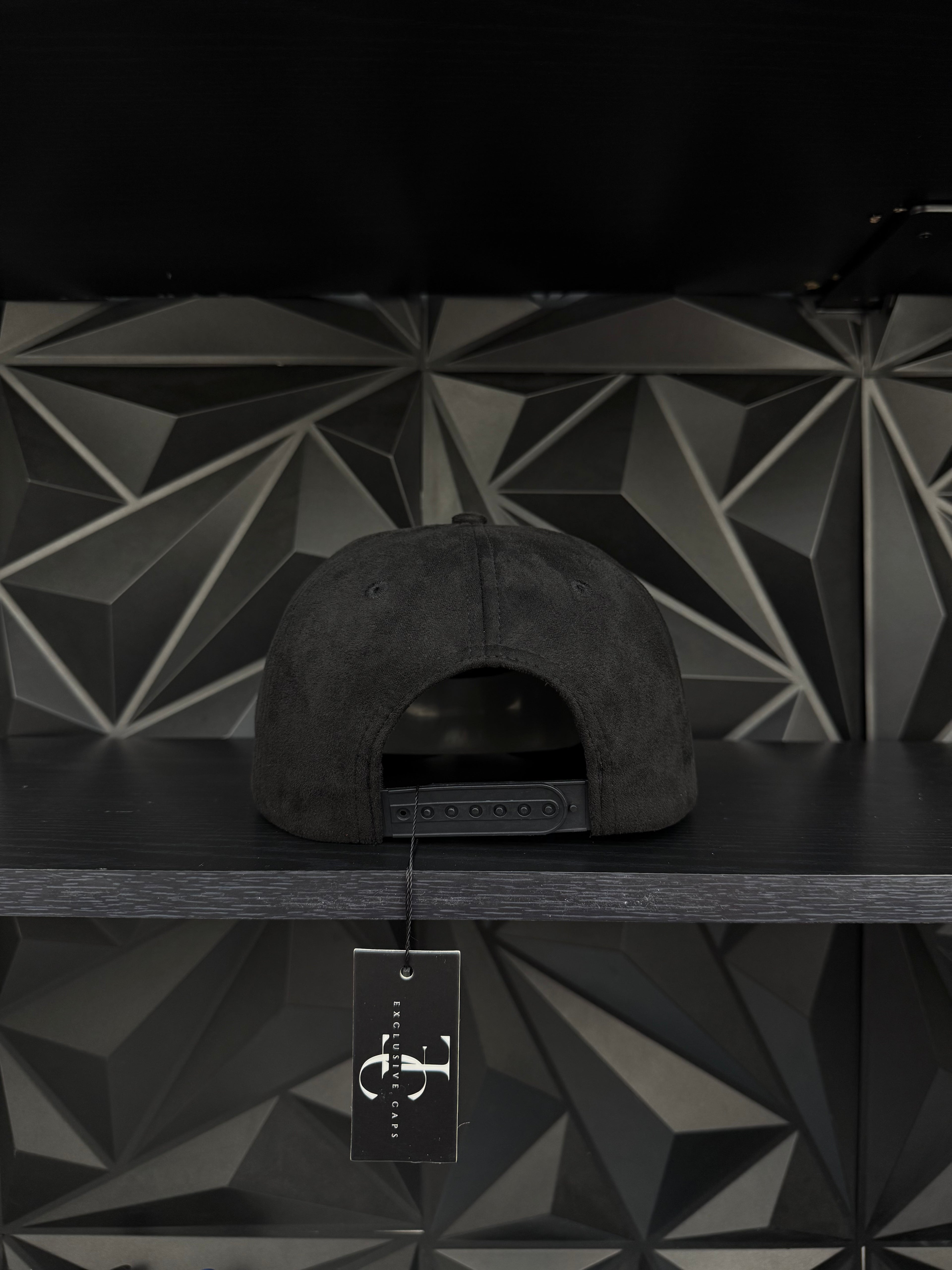 Querétaro México SnapBack hat-black/red suede