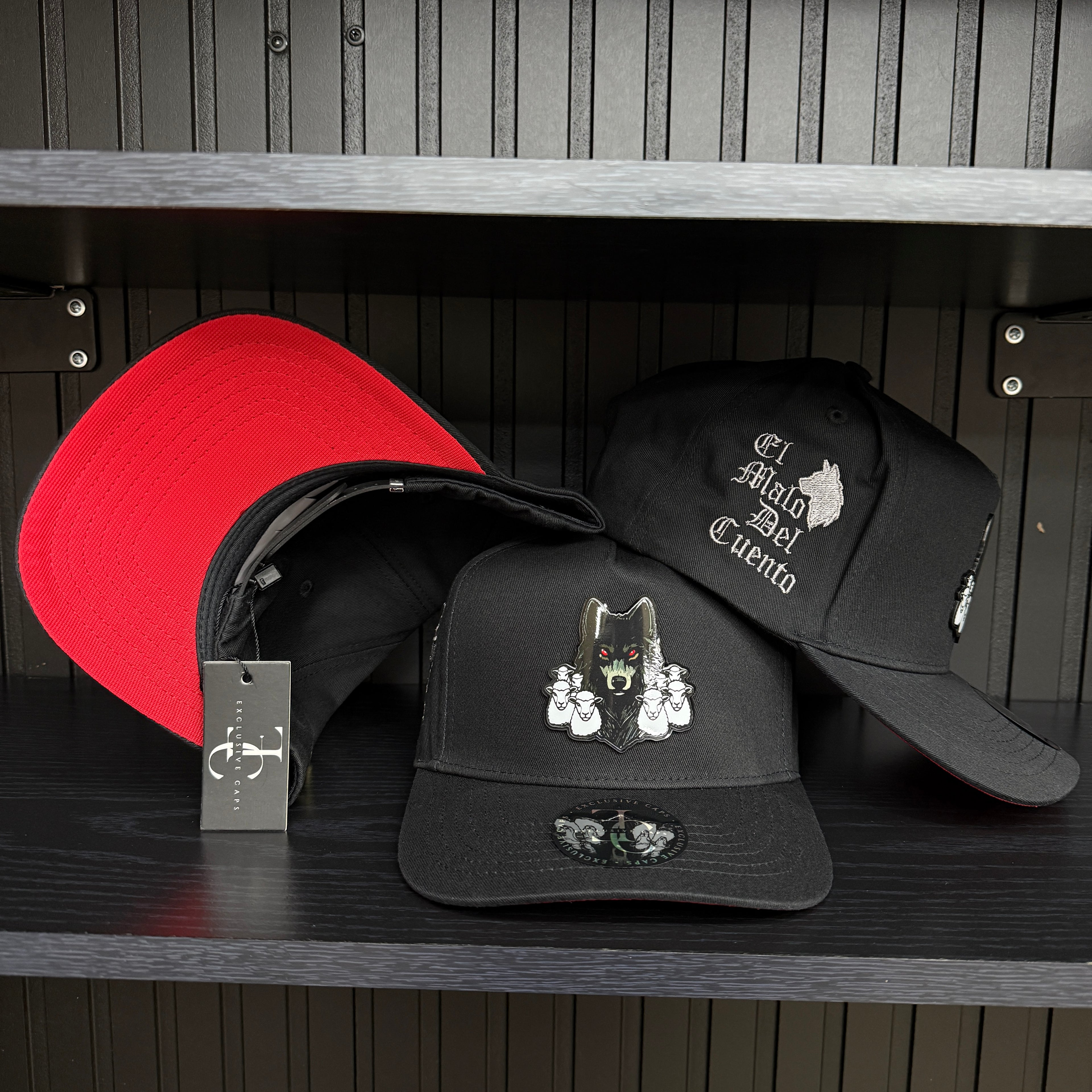 Exclusive Caps El Malo del cuento color plate SnapBack Hat-