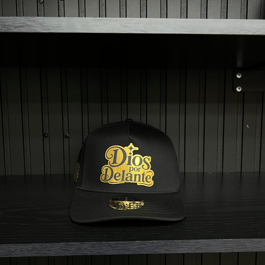 Dios por delante Gold Plate SnapBack Hat