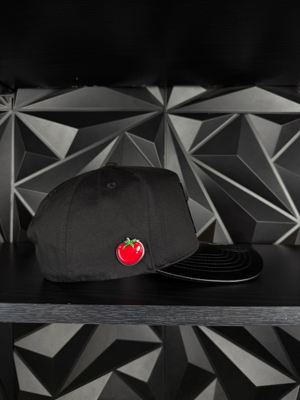 Exclusive caps escudo de Sinaloa SnapBack hat-Black/Black leather brim