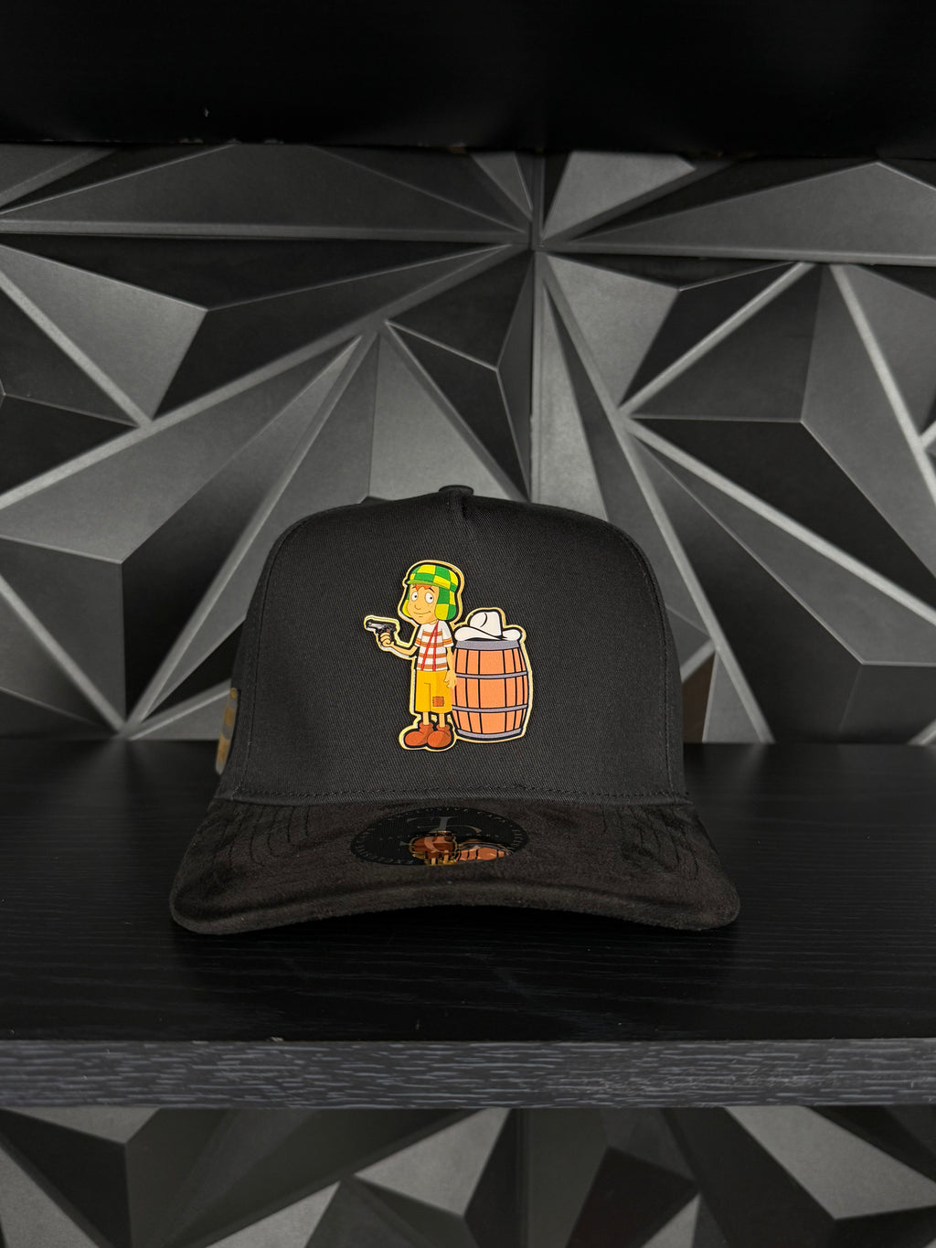 Chavo SnapBack hat-black suede visor
