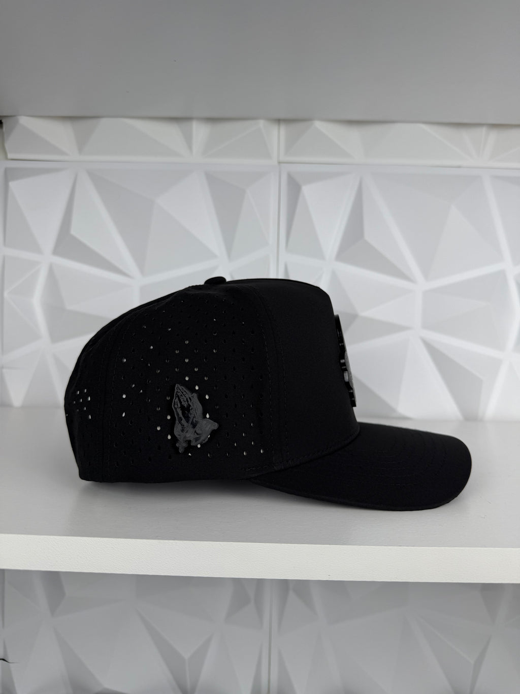 San Judas Placa Negra SnapBack Gorra-Negro Hydro