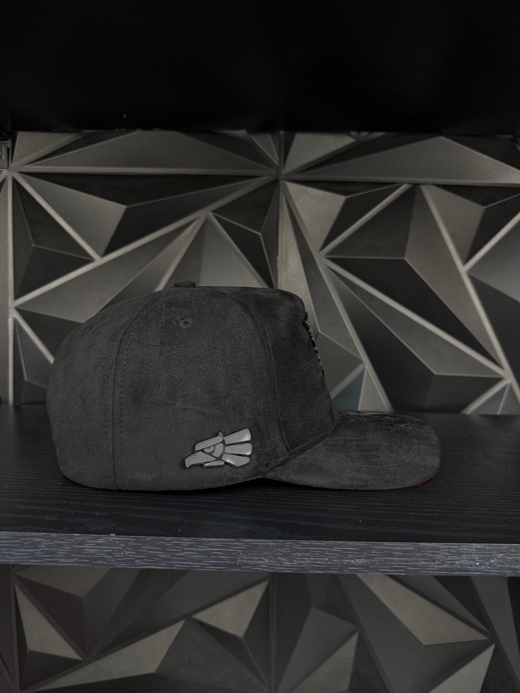 Baja California México SnapBack hat-black/red suede