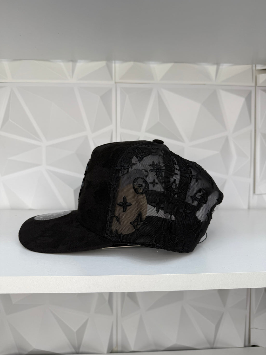 Money Sign SnapBack Gorra- Gamuza Negra
