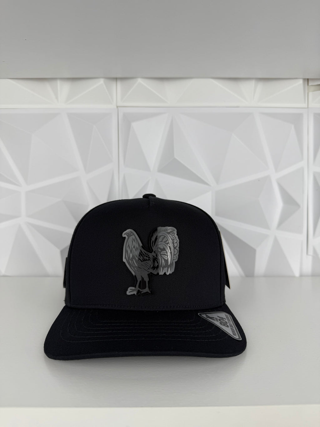 Gallo Placa SnapBack Gorra- Negra