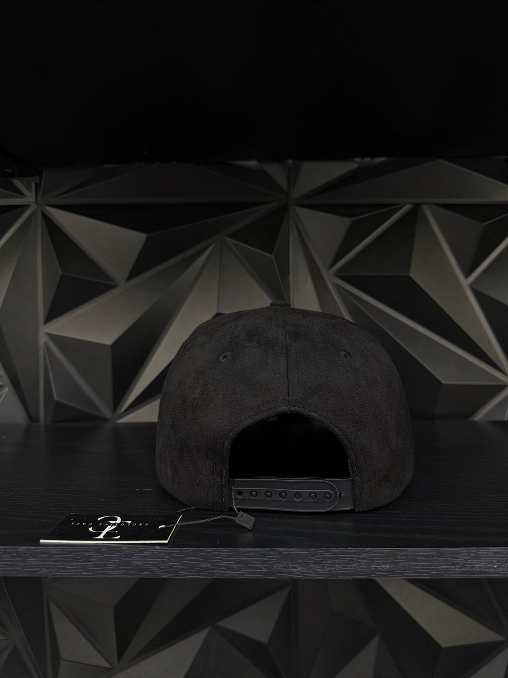 Rugrats Scarface SnapBack hat-black/red suede