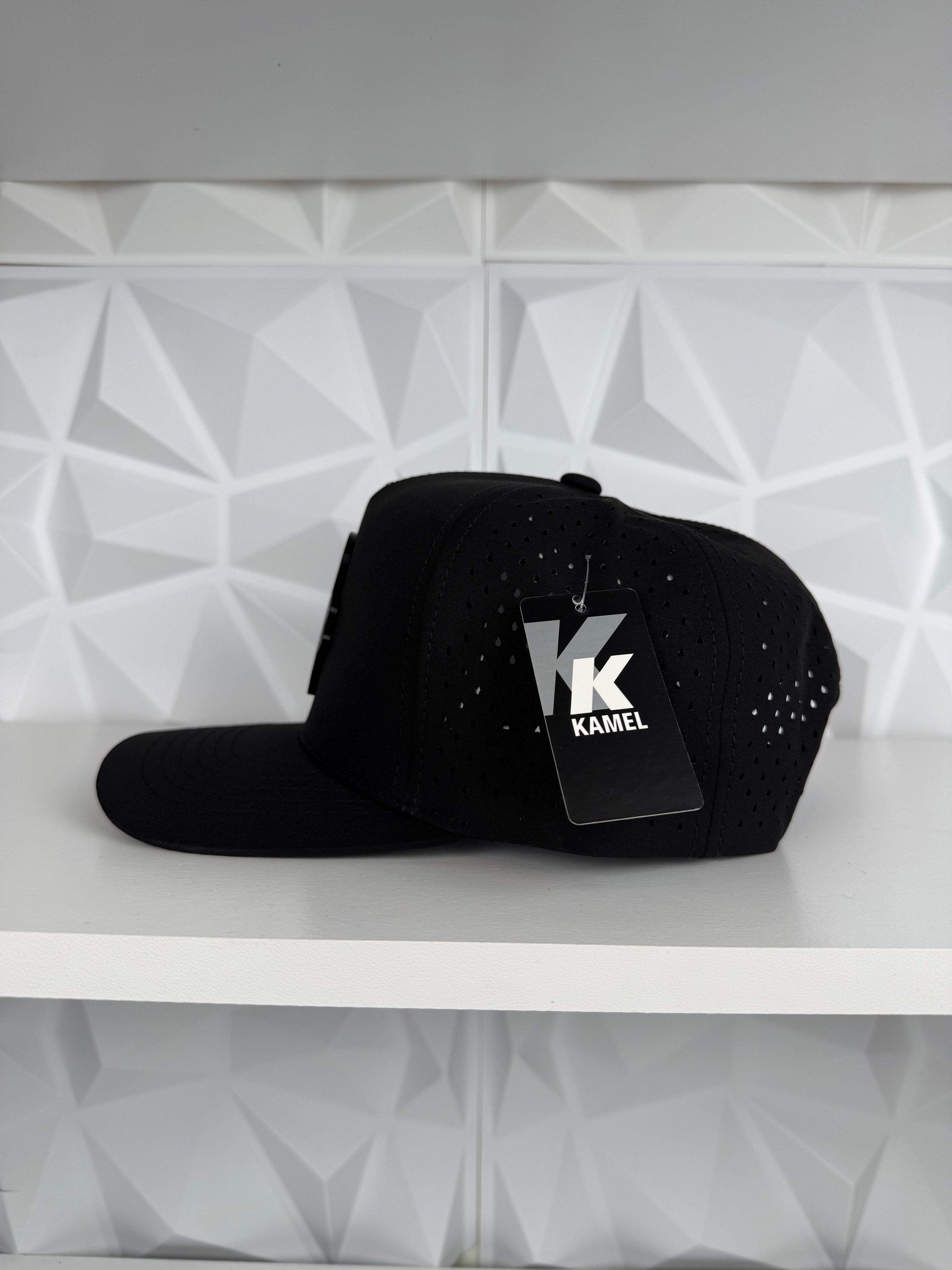 San Judas Placa Negra SnapBack Gorra-Negro Hydro