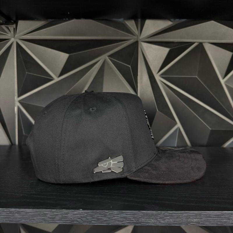 Oaxaca México SnapBack hat-black/red suede