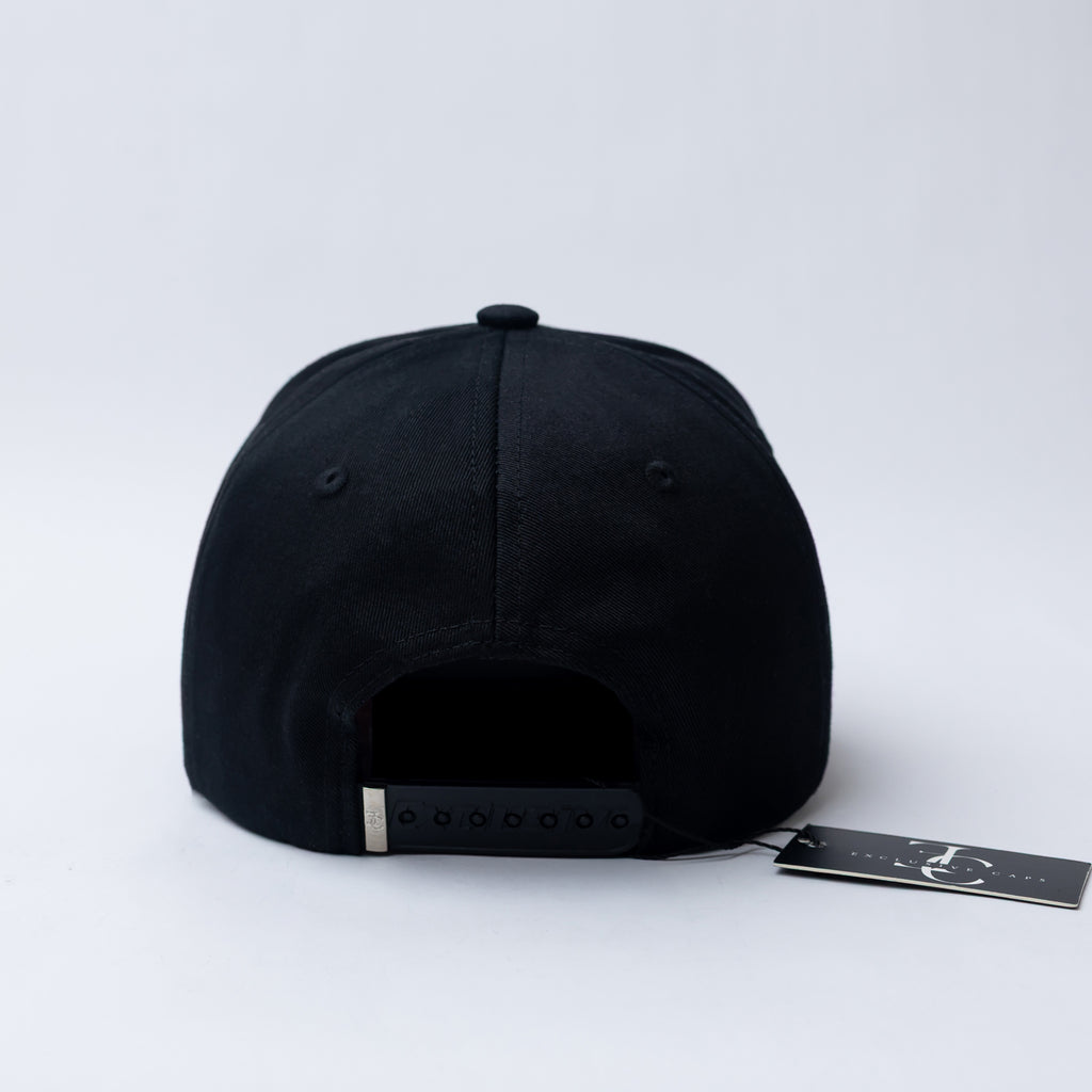 Gallo Blanco SnapBack Hat-