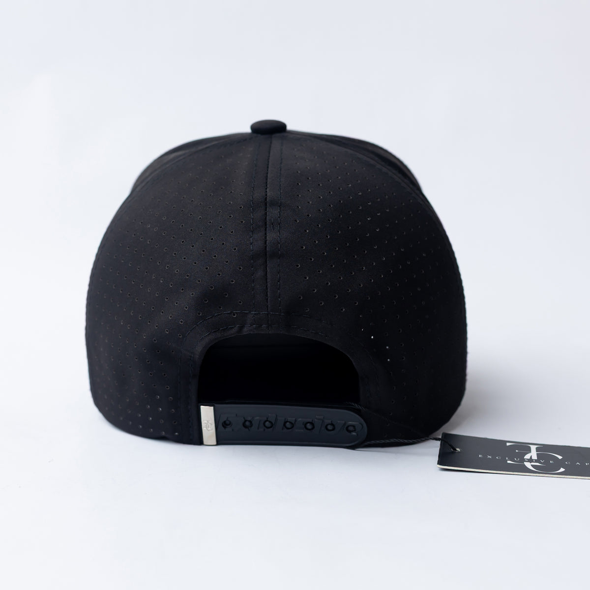 Gallo Blanco SnapBack Hat-