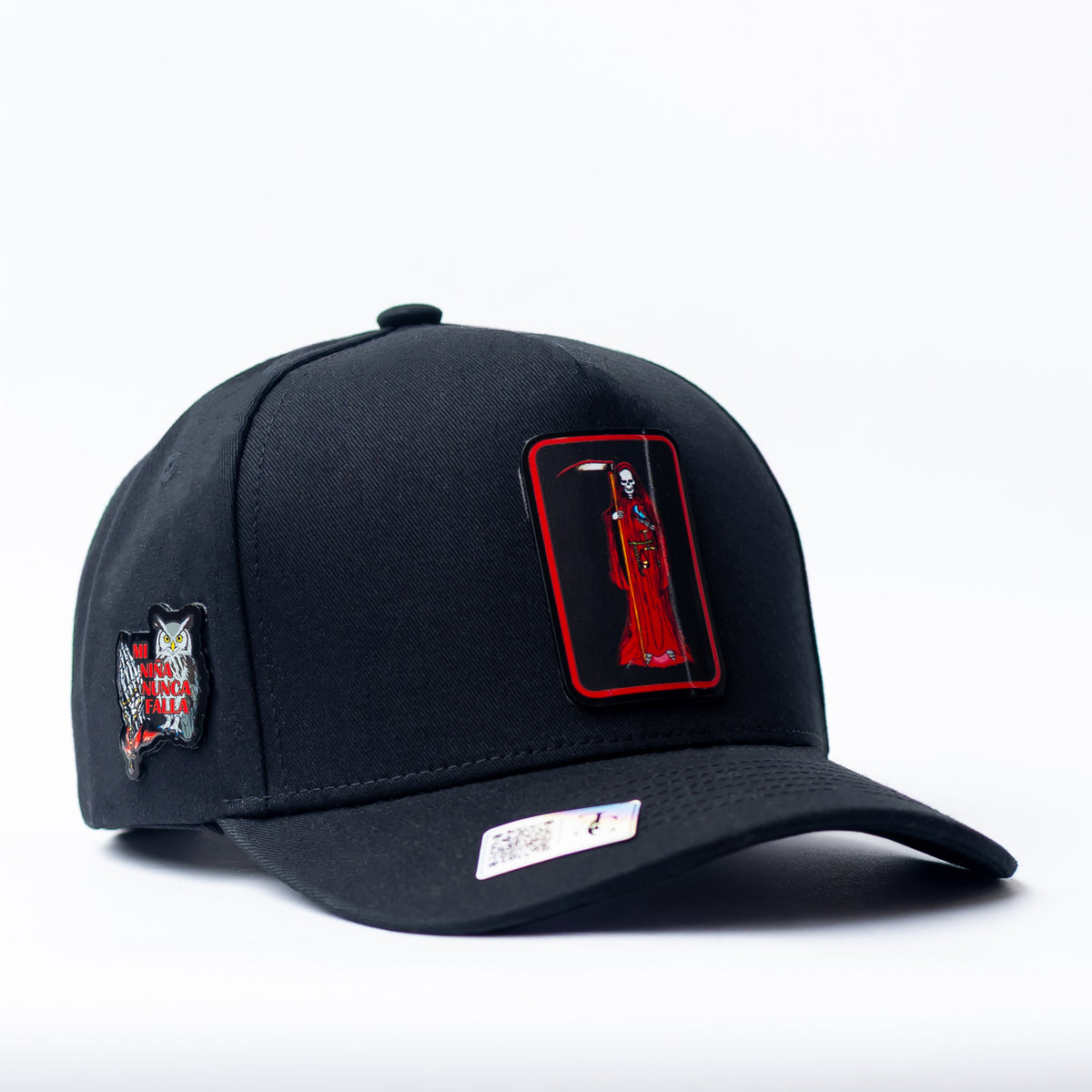Santa Muerte Snapback — Negro/Rojo