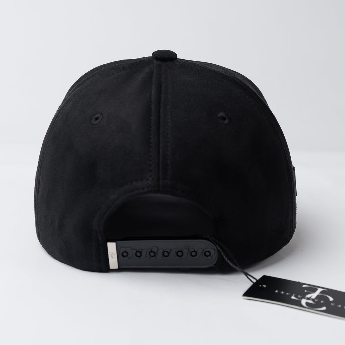La Oveja Negra SnapBack Hat