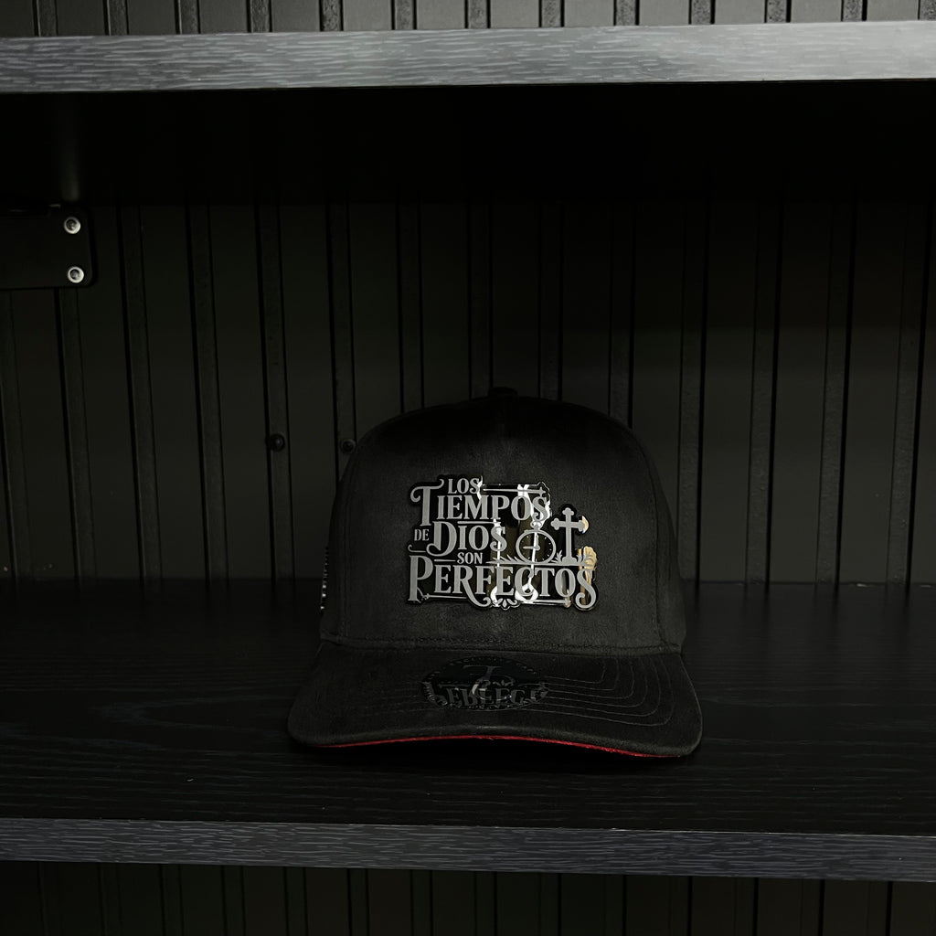 Los tiempos de Dios son Perfectos SnapBack hat-