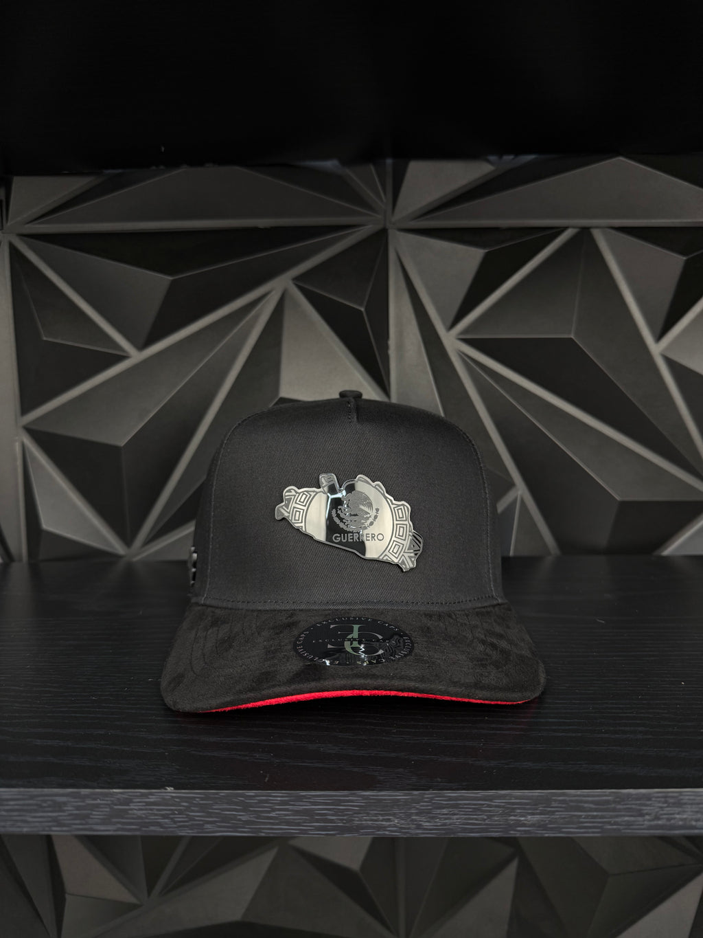 Guerrero México SnapBack Gorra-negra/roja Gamuza visera