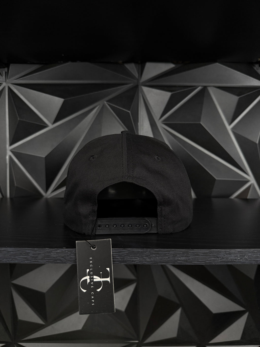El gordo mz SnapBack hat- black Suede Visor