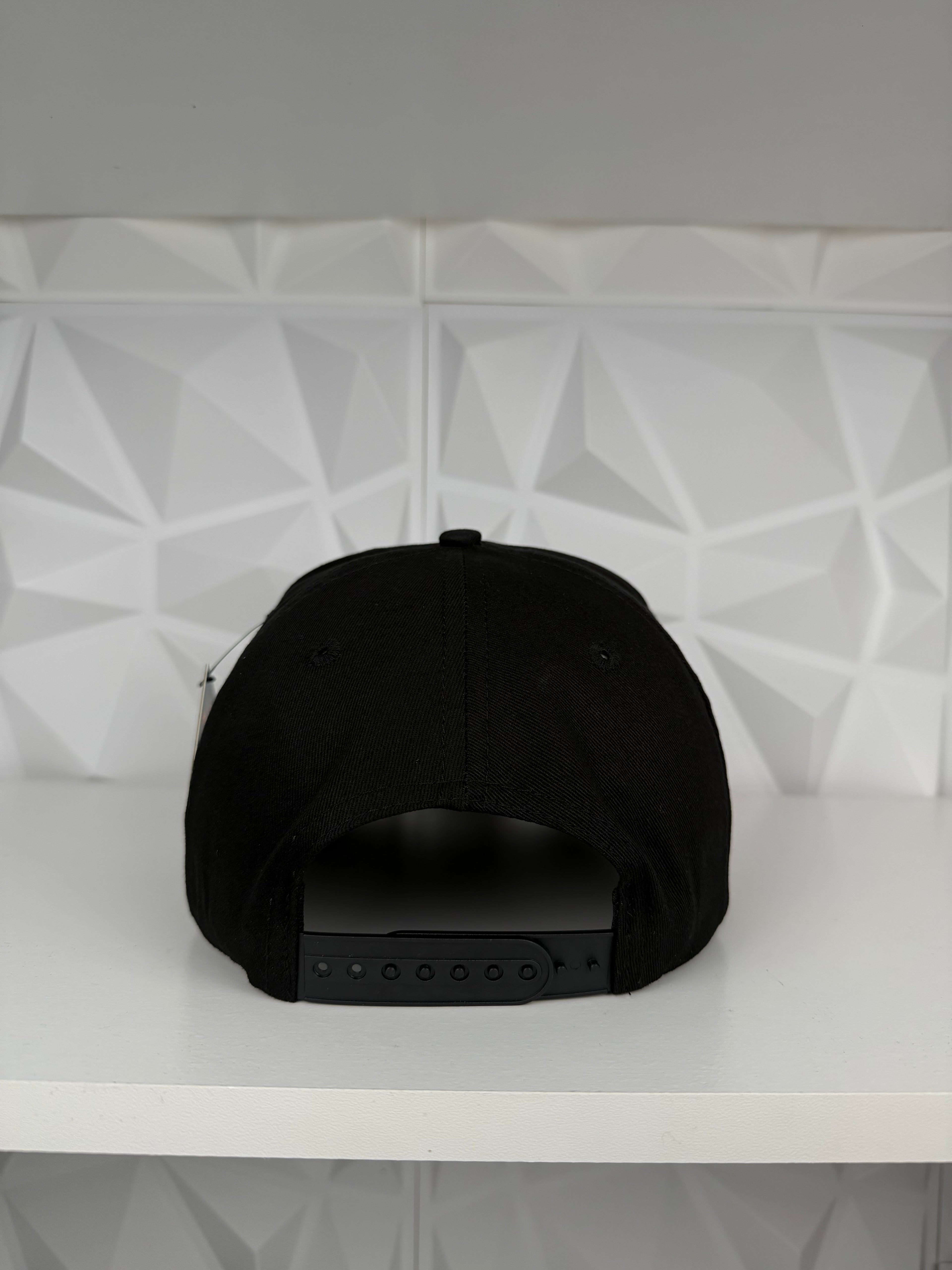 JGL Placa SnapBack Gorra-Negra