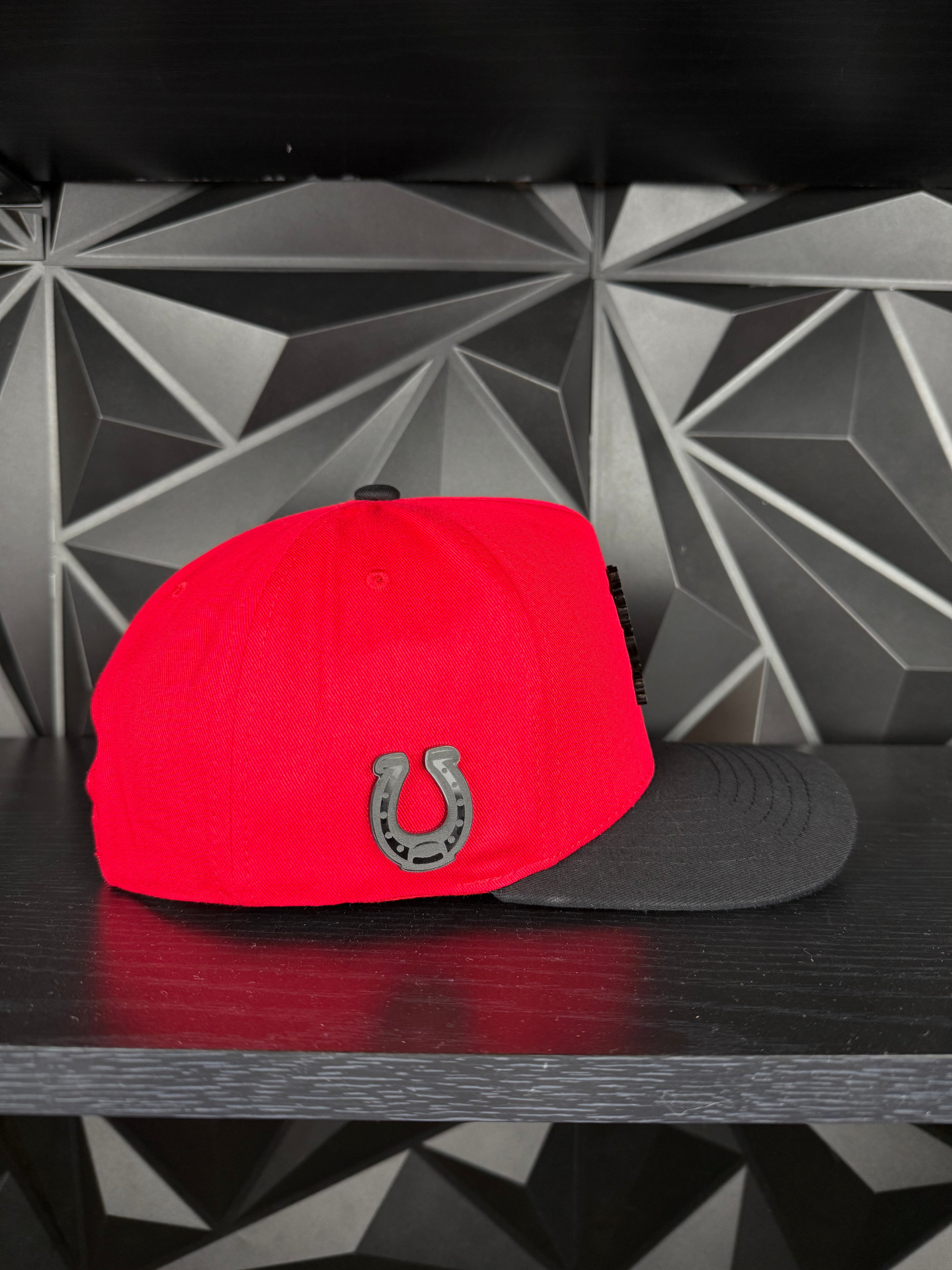 Caballo SnapBack Gorra-Roja/Negra