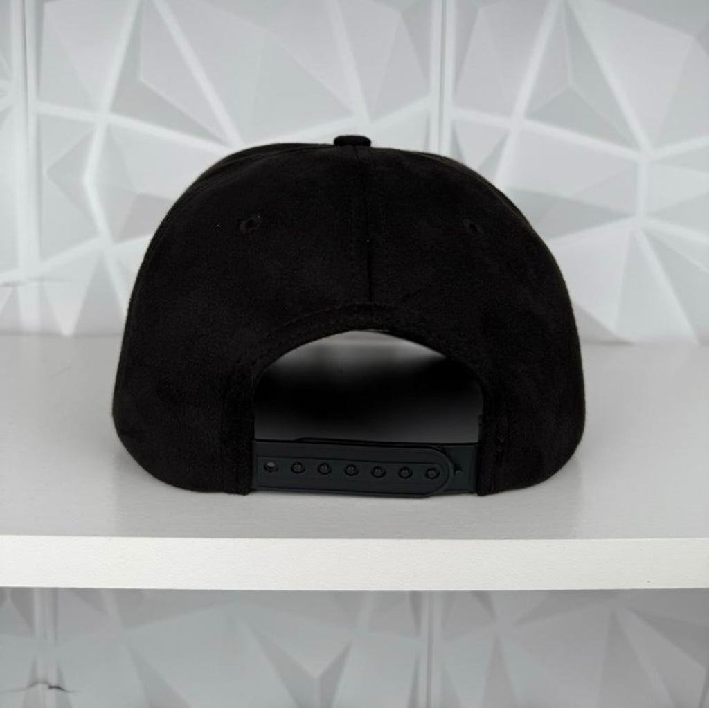 Trébol SnapBack hat-black suede
