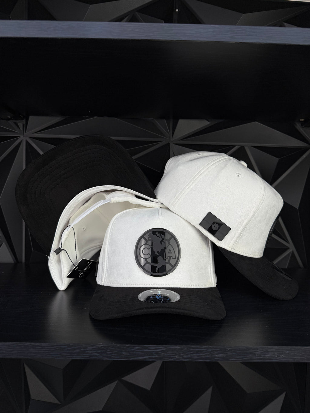 América SnapBack hat-White/black