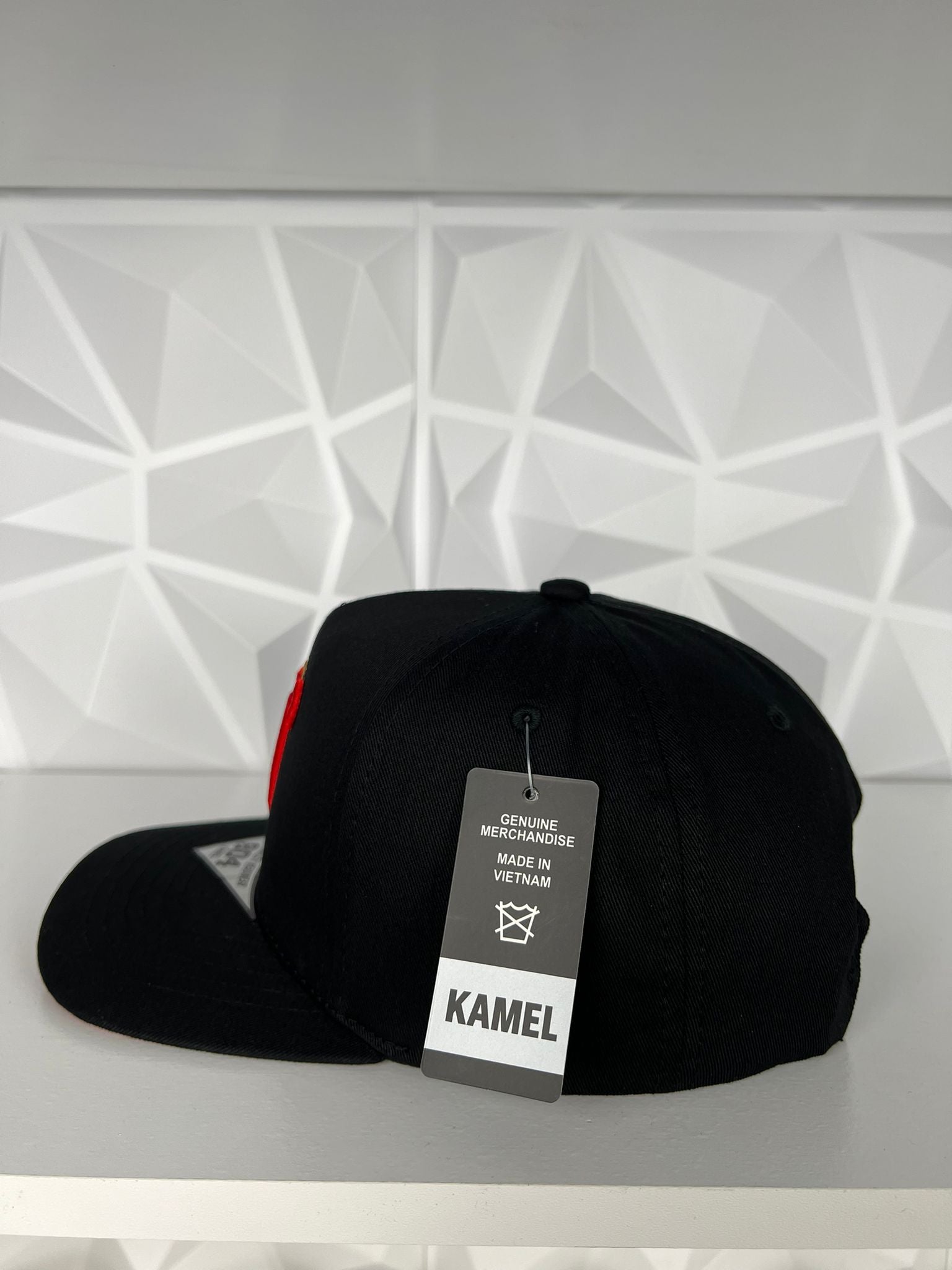 Suela roja SnapBack gorra- negra